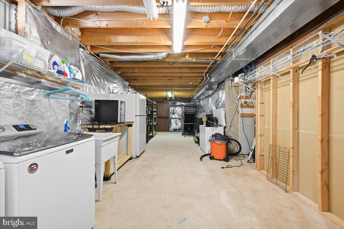 GREENHILL CROSSING - Residential