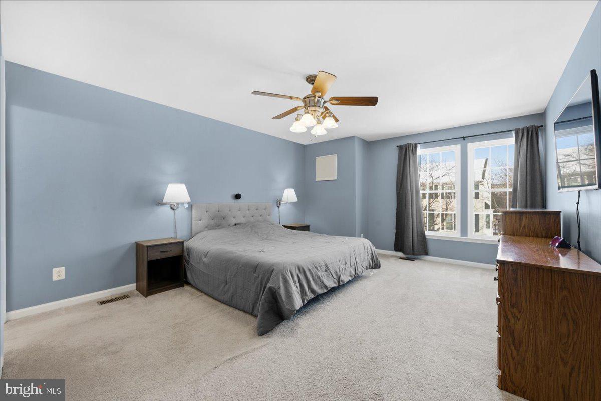 GREENHILL CROSSING - Residential