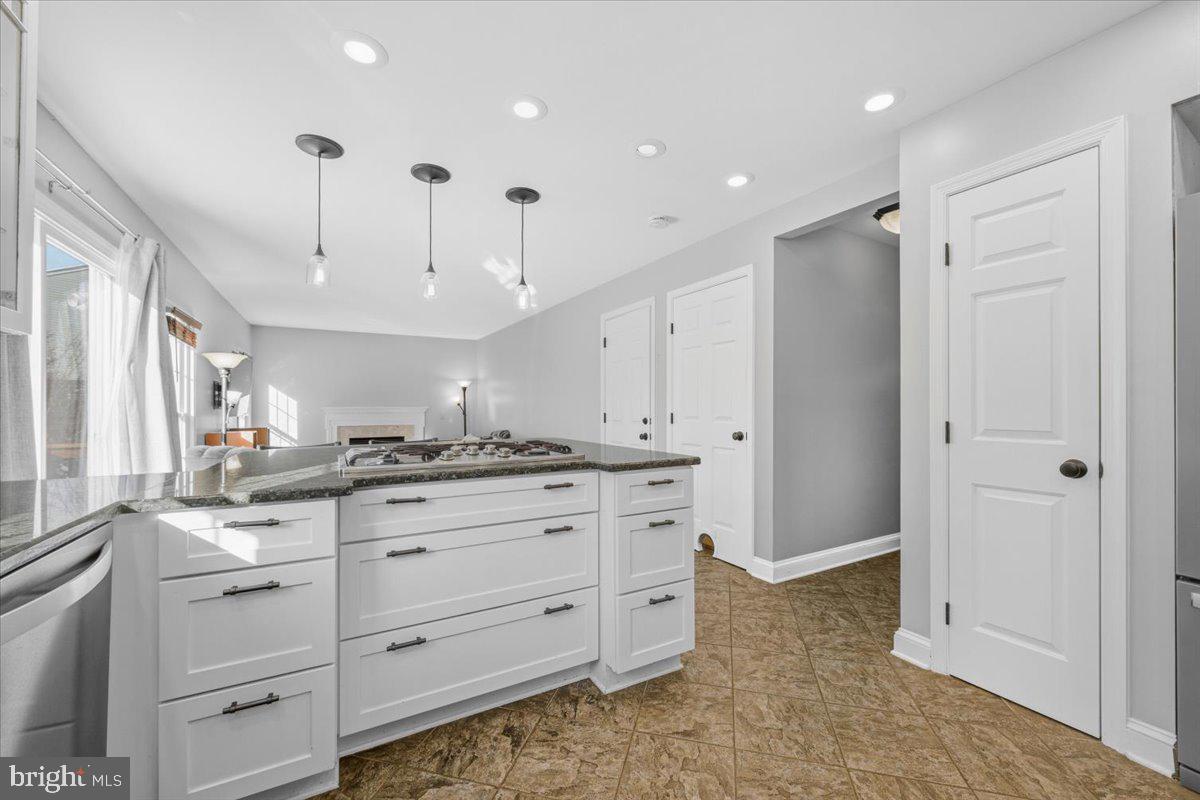 GREENHILL CROSSING - Residential