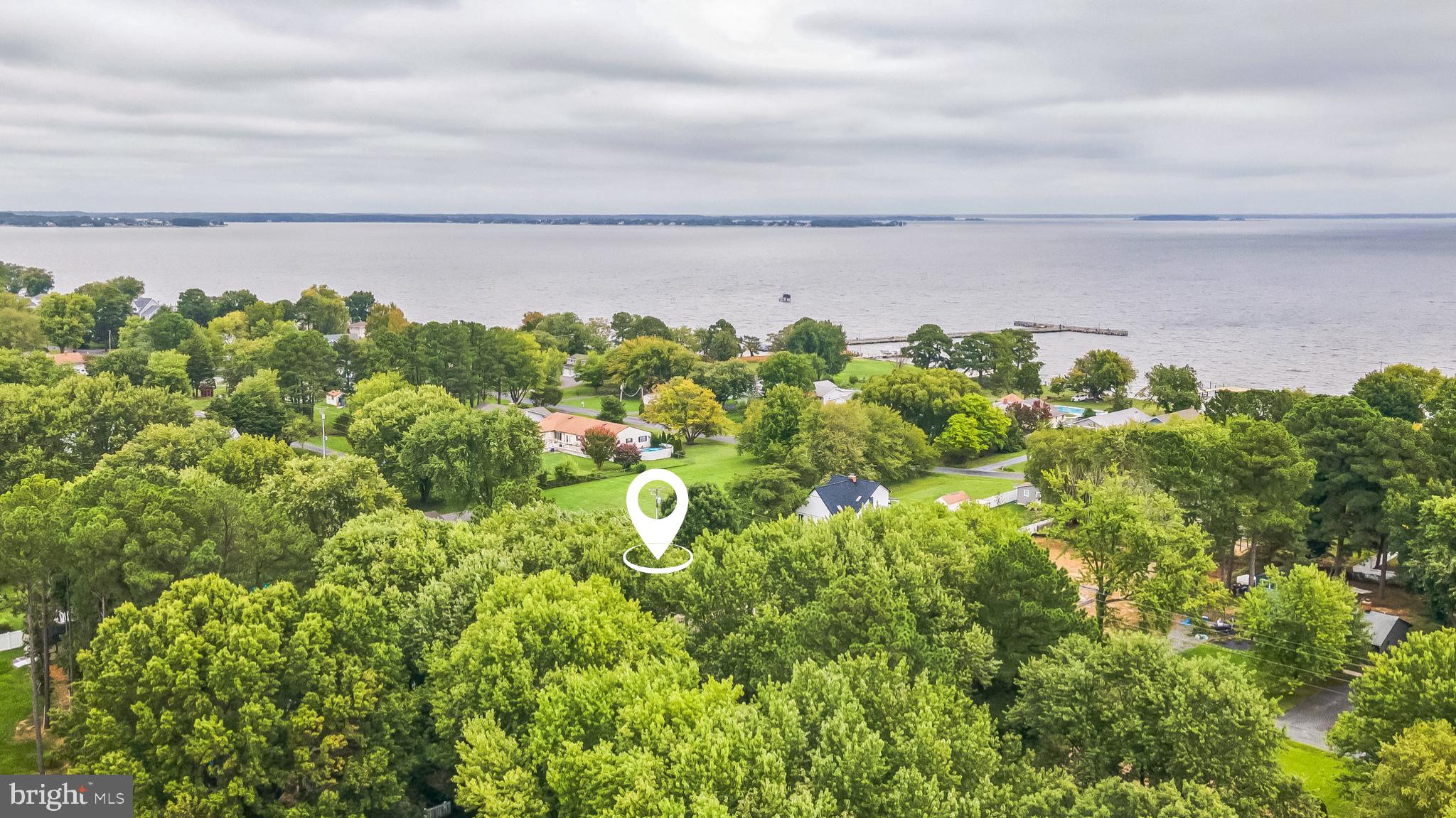 ROMANCOKE ON THE BAY - Residential