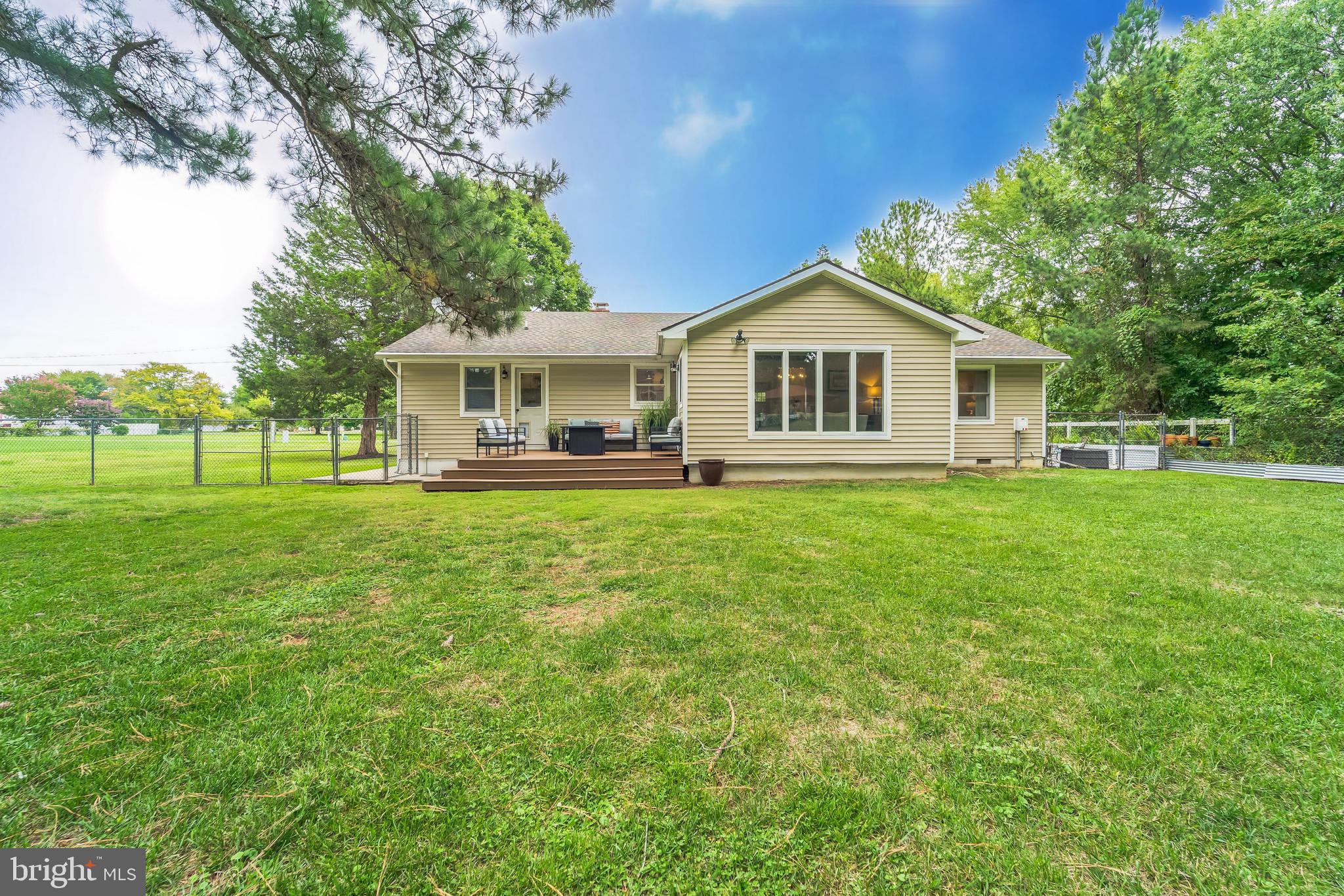 ROMANCOKE ON THE BAY - Residential