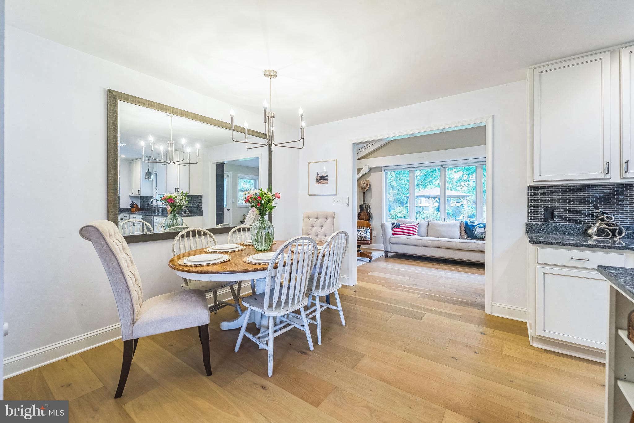 ROMANCOKE ON THE BAY - Residential