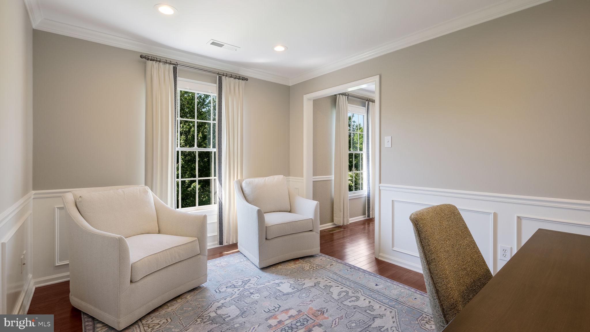 EAGLE GLENN - Residential