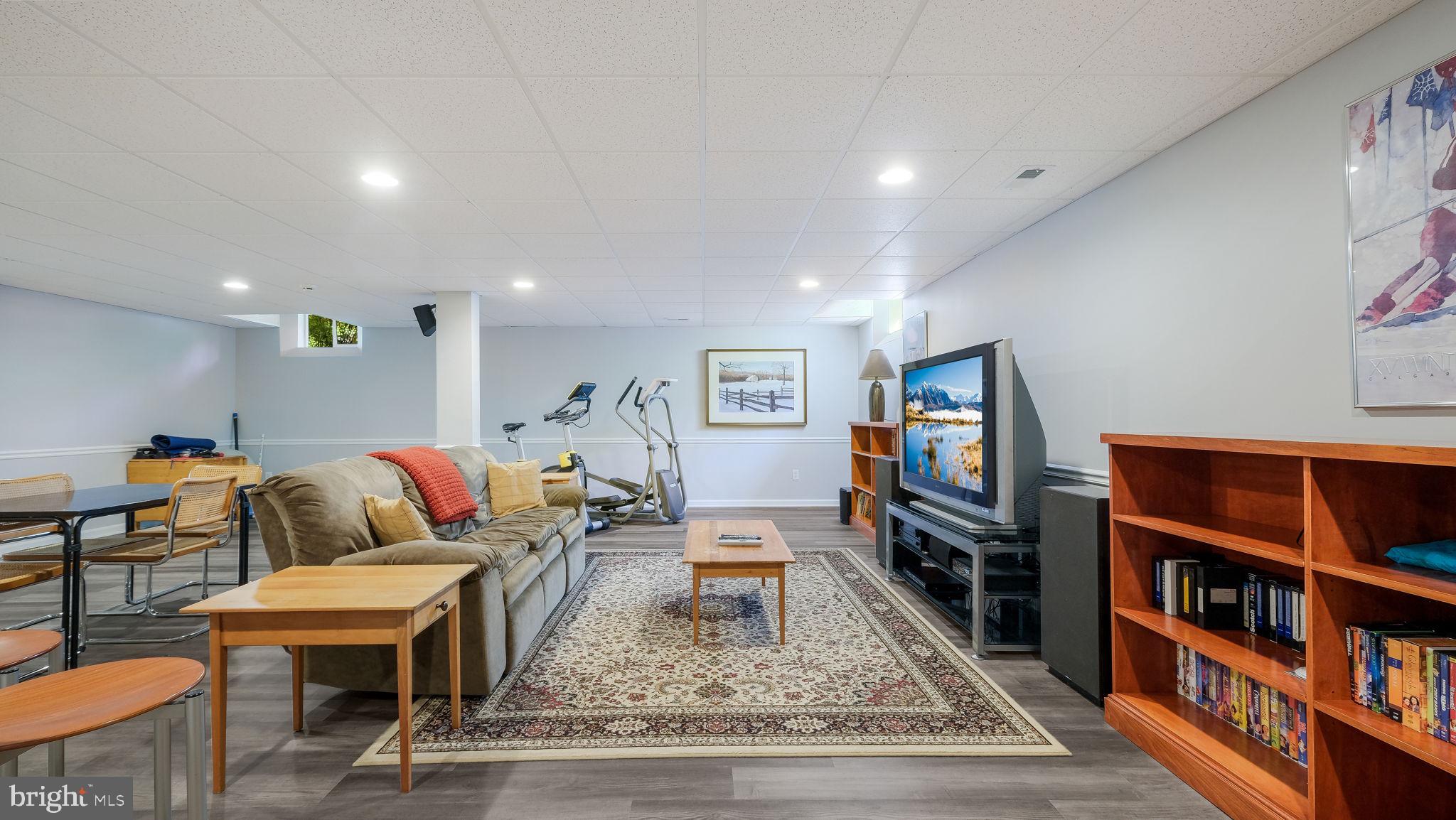 EAGLE GLENN - Residential