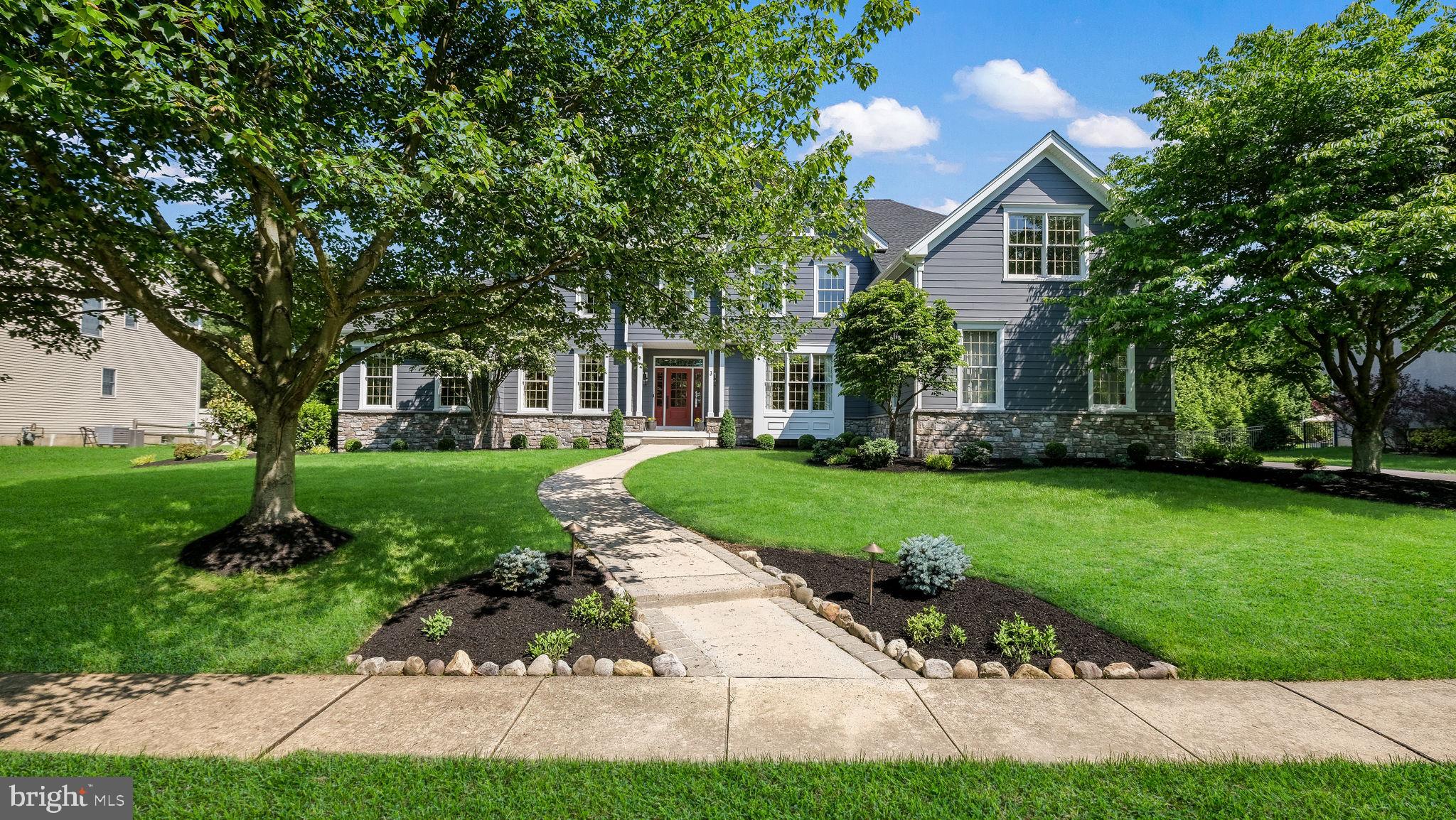 EAGLE GLENN - Residential