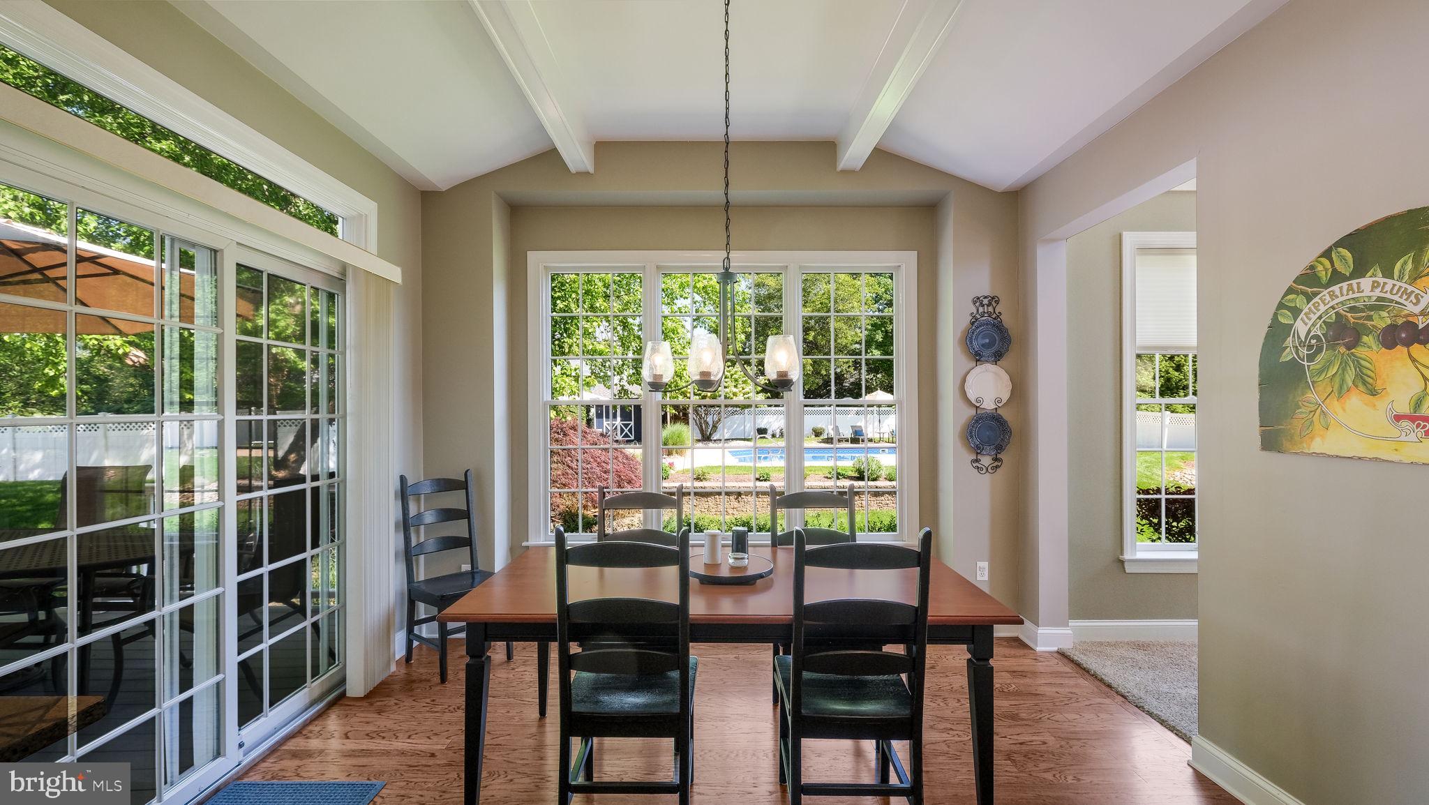 EAGLE GLENN - Residential