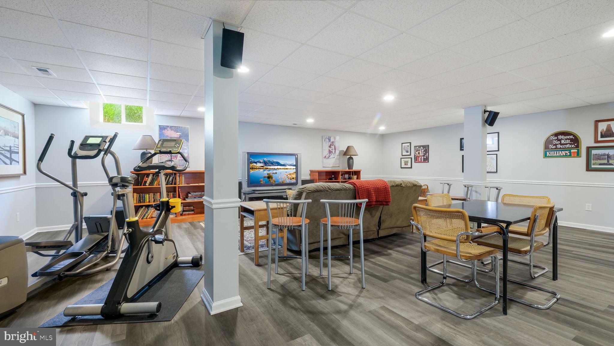 EAGLE GLENN - Residential