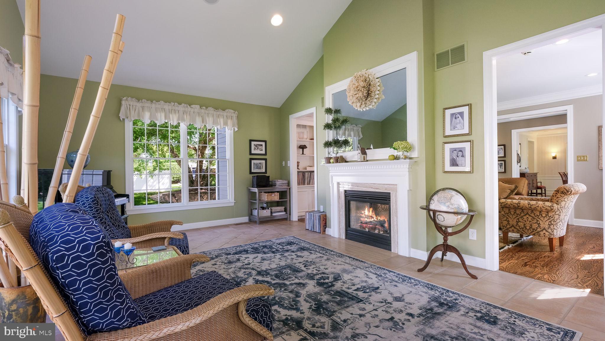 EAGLE GLENN - Residential