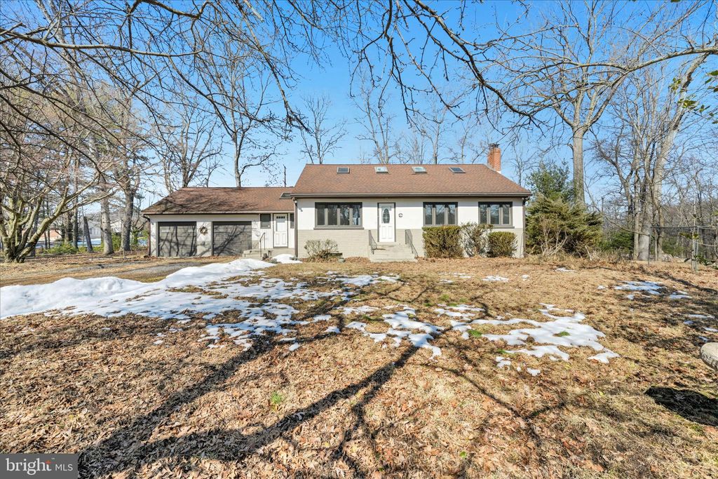 Photo of 65 Hawk Lane, SCHUYLKILL HAVEN, PA 17972 (MLS # PASK2025790)