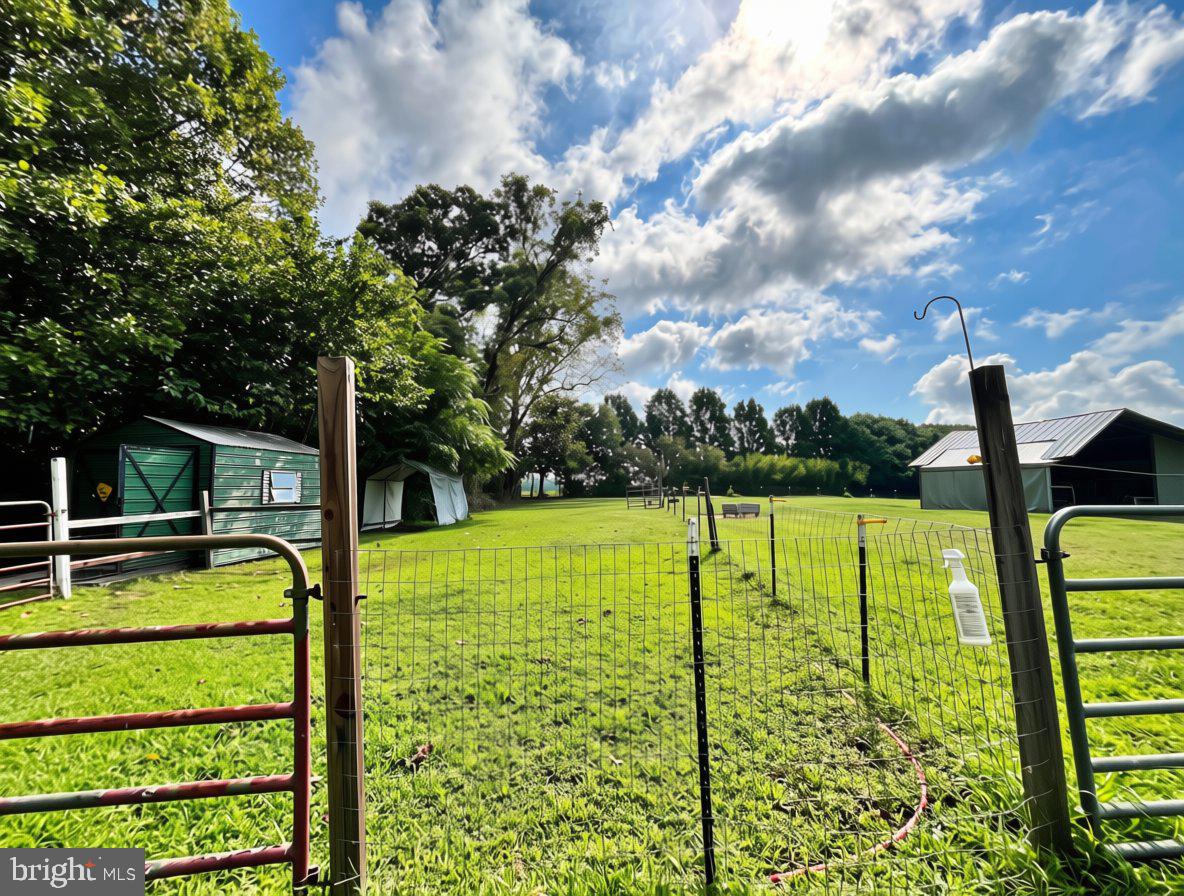 615 REED BRIDGE FARM ROAD E