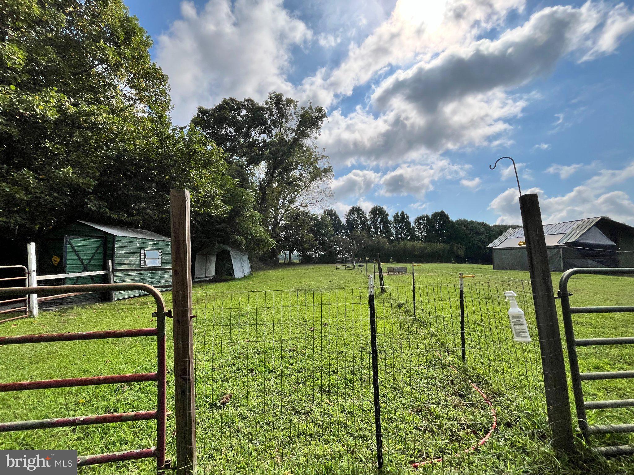 615 REED BRIDGE FARM ROAD E
