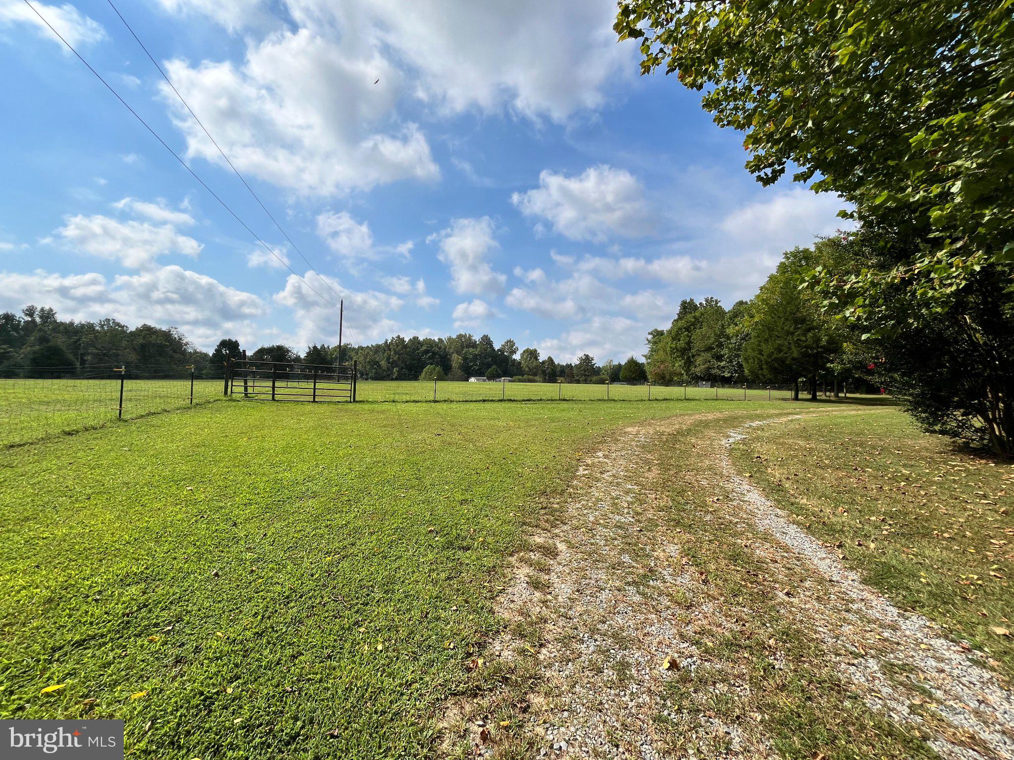615 REED BRIDGE FARM ROAD E