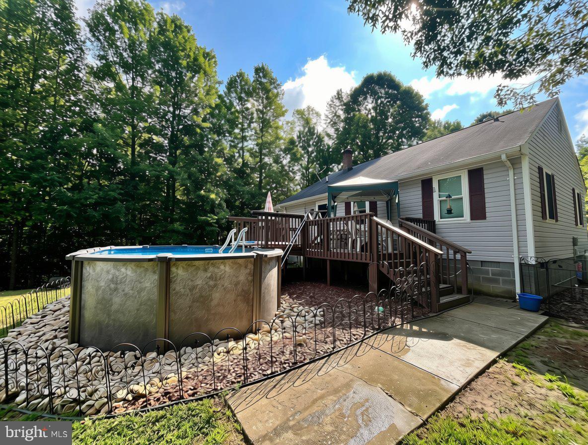 615 REED BRIDGE FARM ROAD E