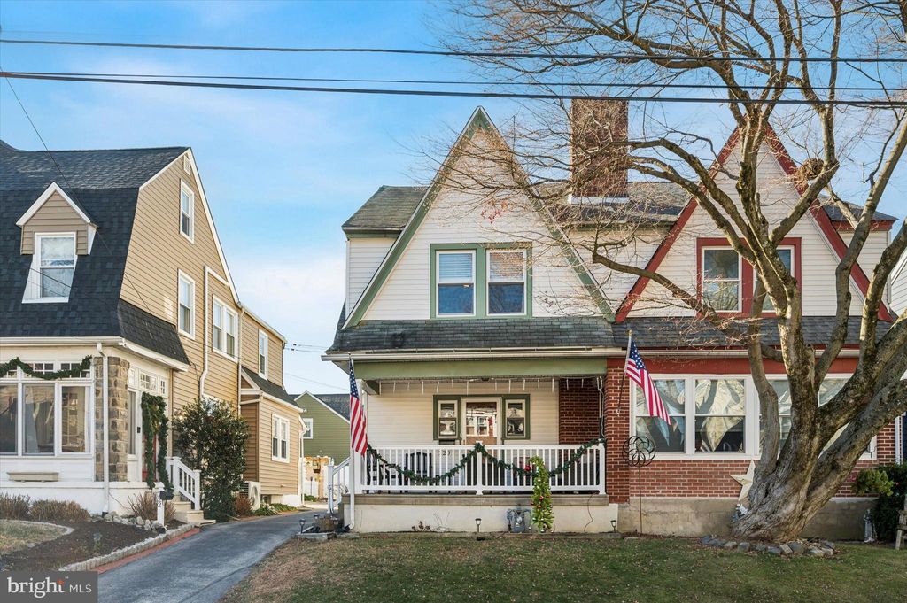 Photo of 220 Sedgewood Road, SPRINGFIELD, PA 19064 (MLS # PADE2105262)