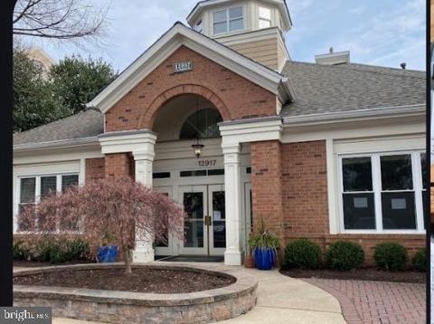 2204 WESTCOURT LANE 112 HERNDON VA 20170