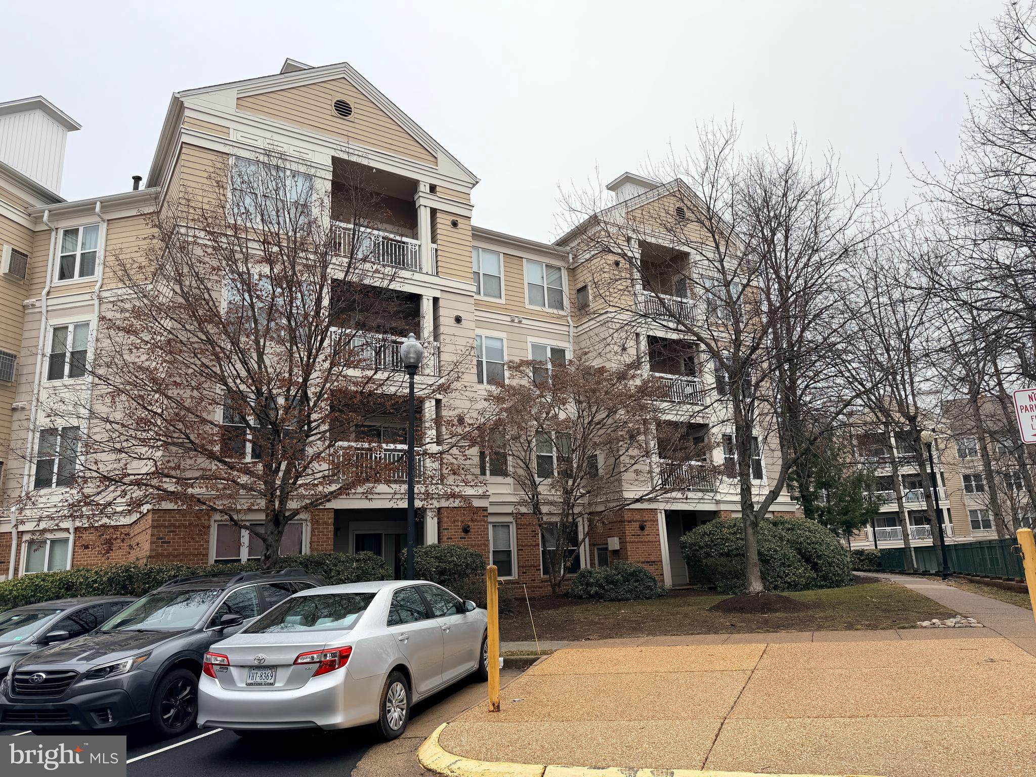 WORLDGATE CONDO - Residential