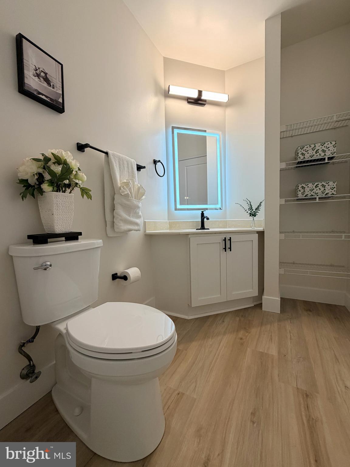 WORLDGATE CONDO - Residential