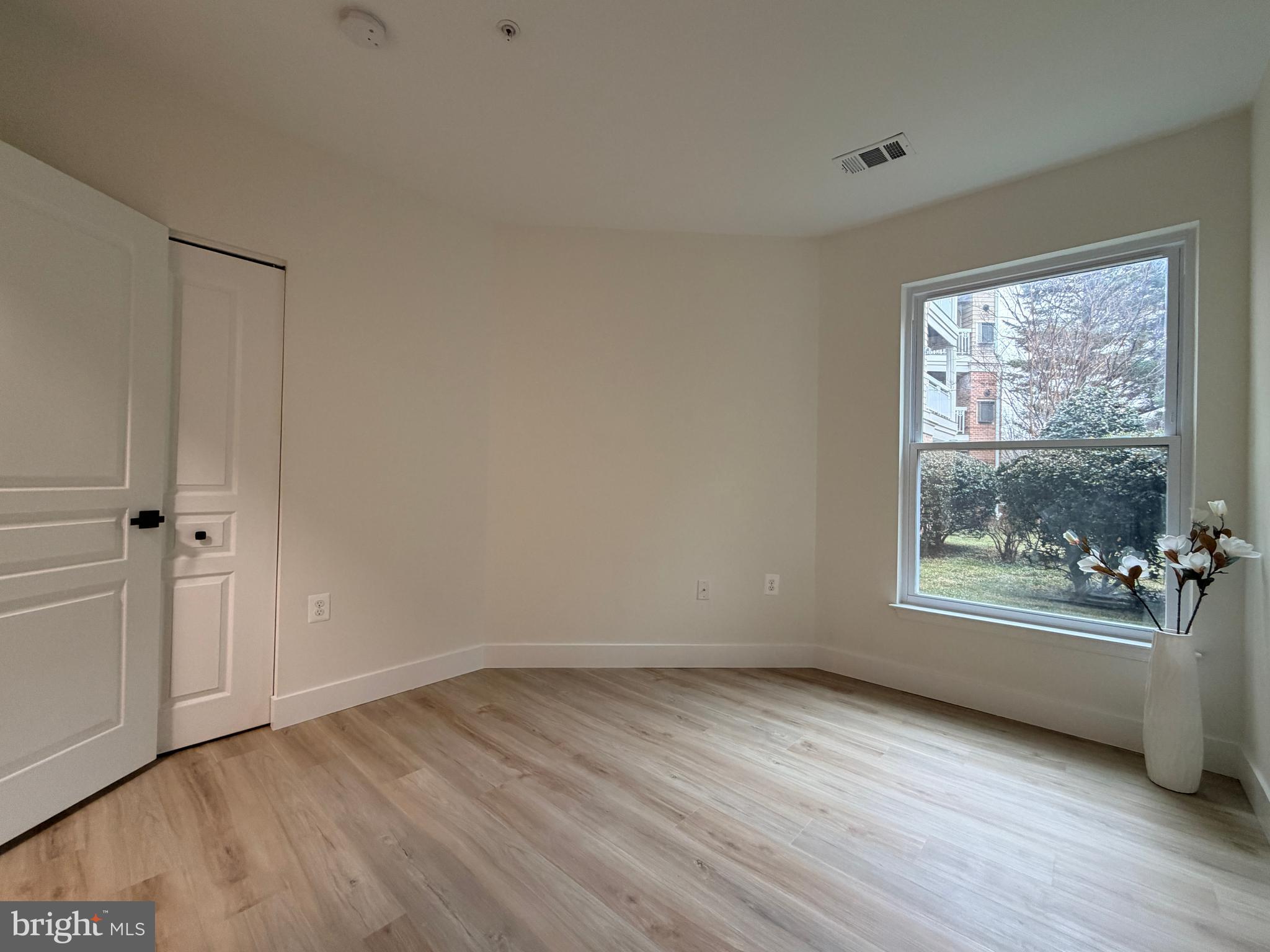 WORLDGATE CONDO - Residential