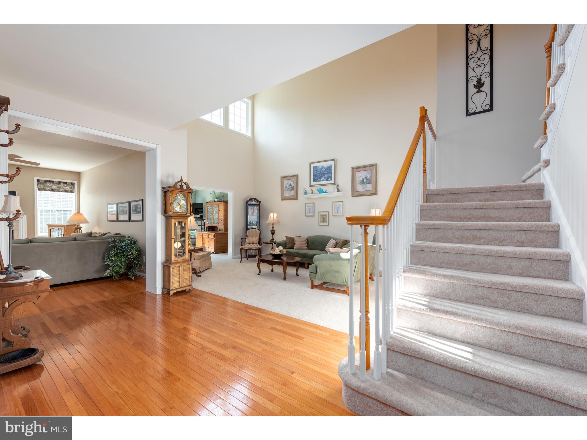 RIVERCREST - Residential