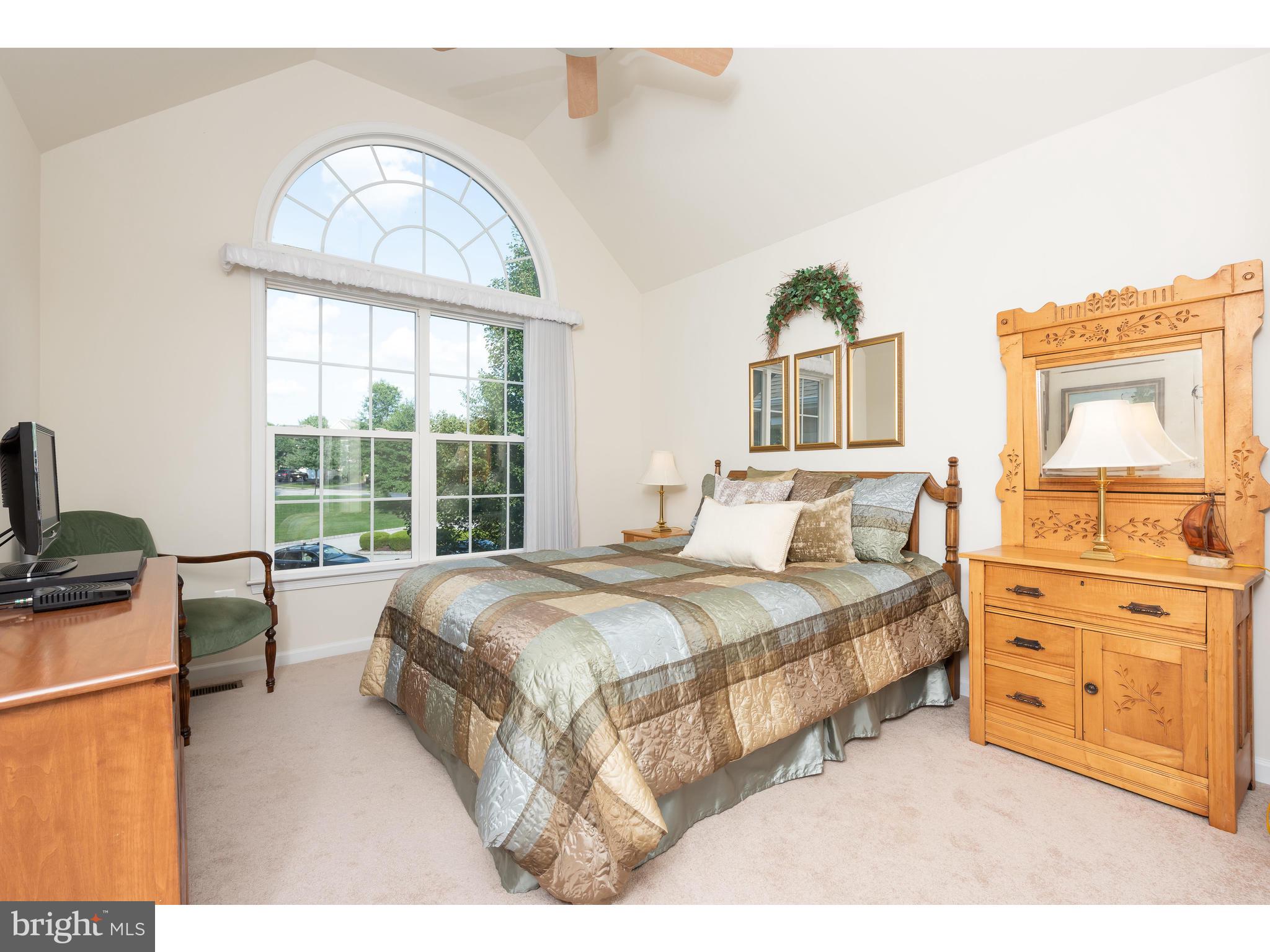 RIVERCREST - Residential