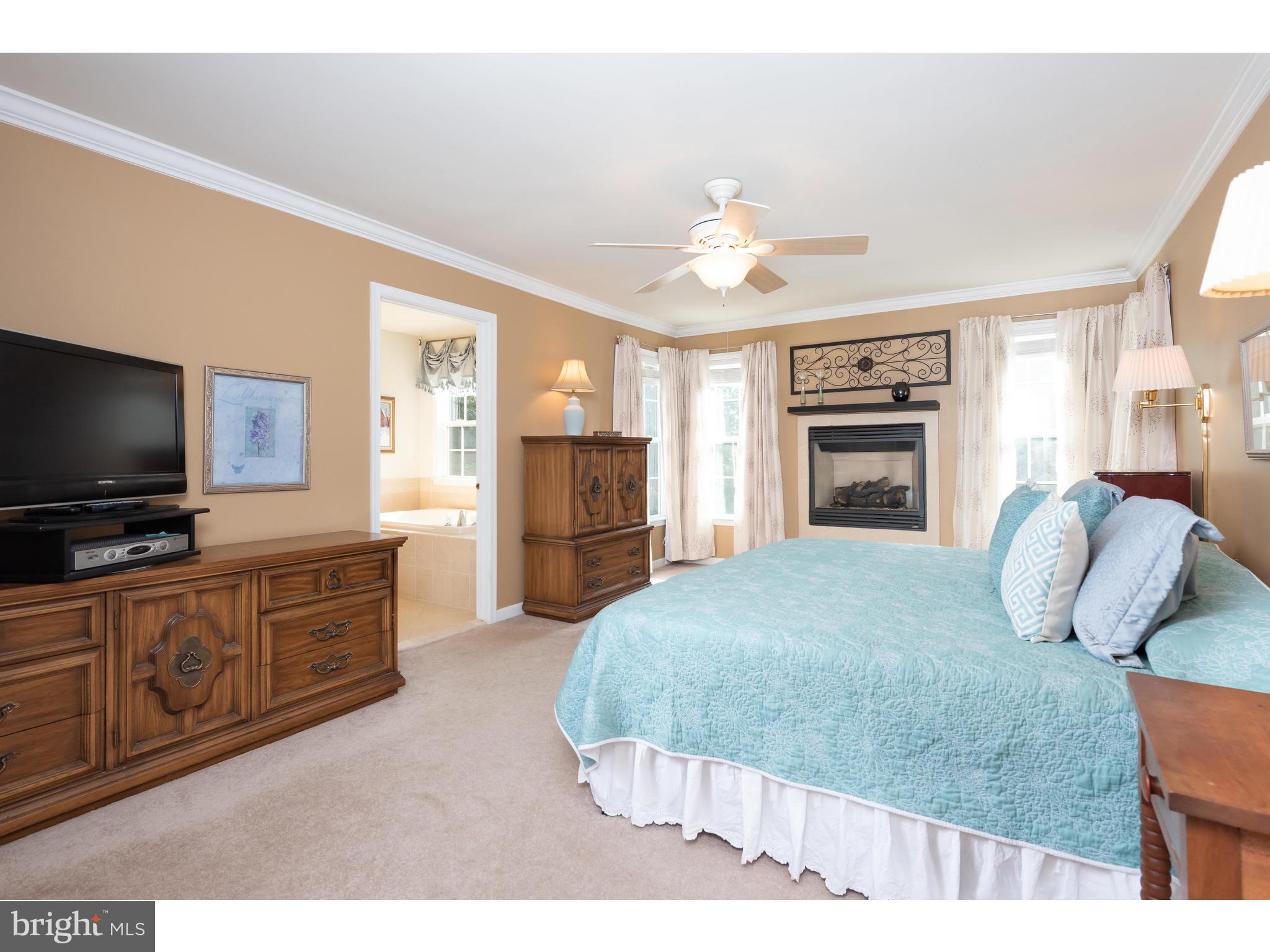 RIVERCREST - Residential