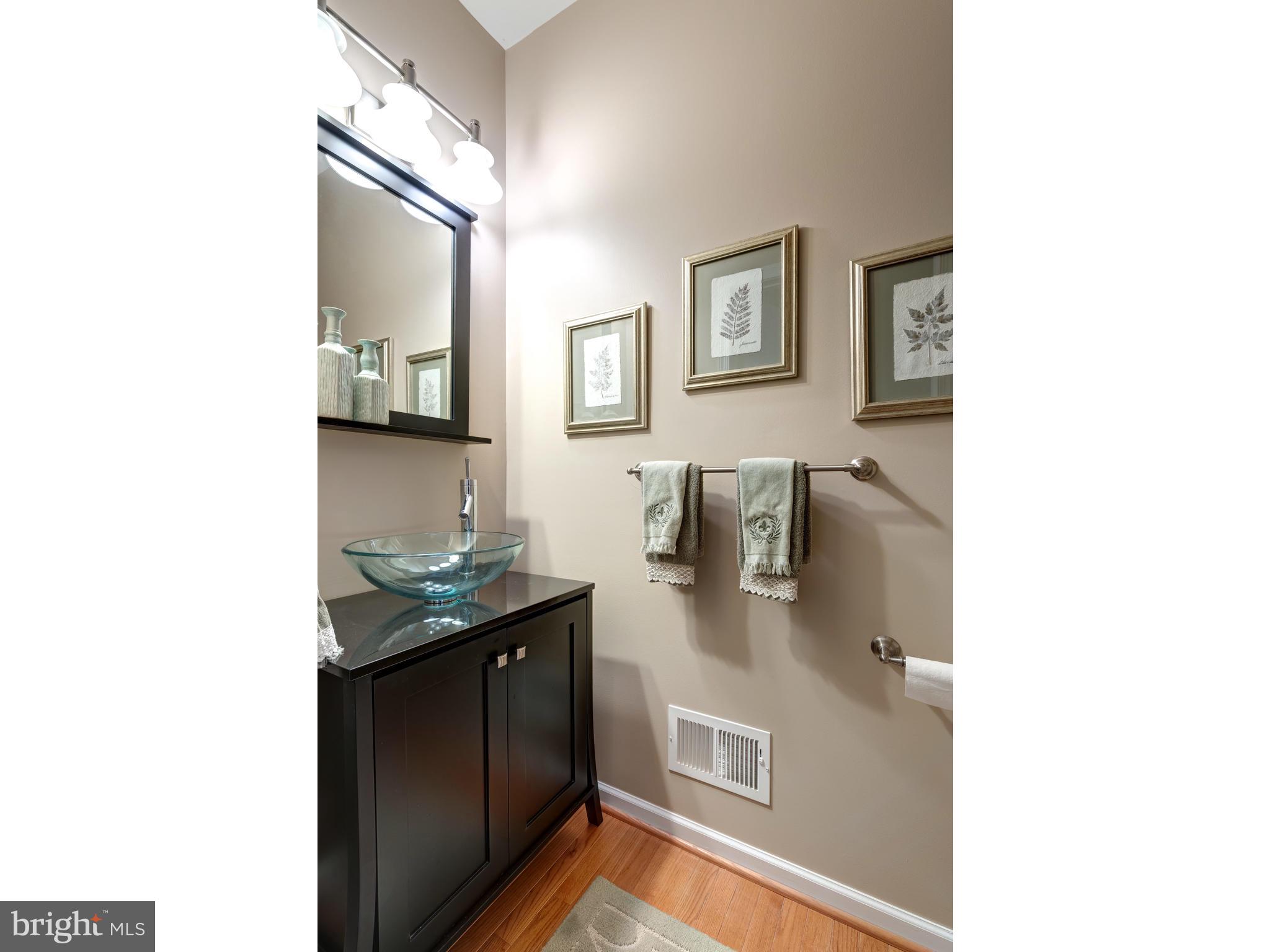 RIVERCREST - Residential
