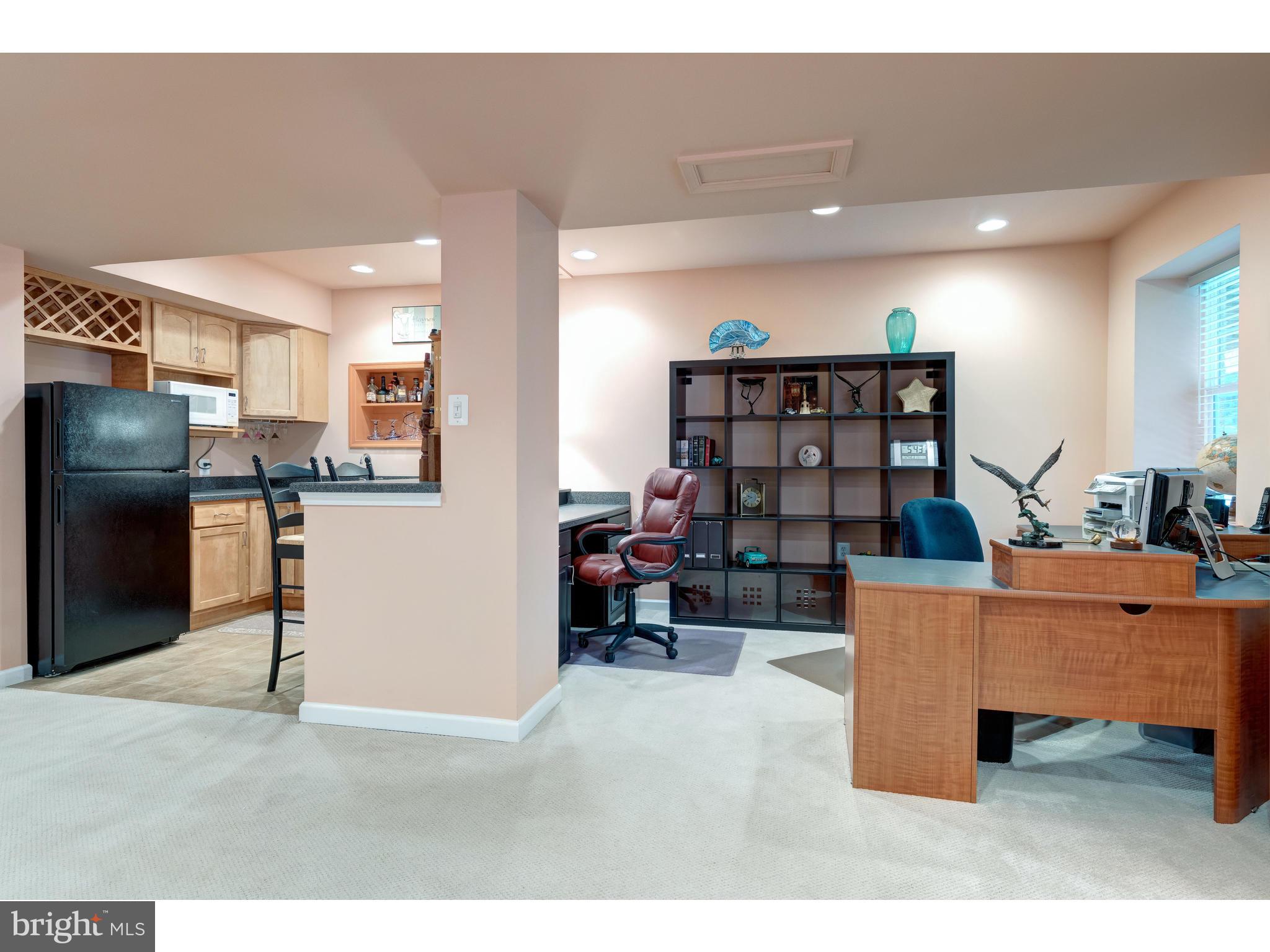 RIVERCREST - Residential