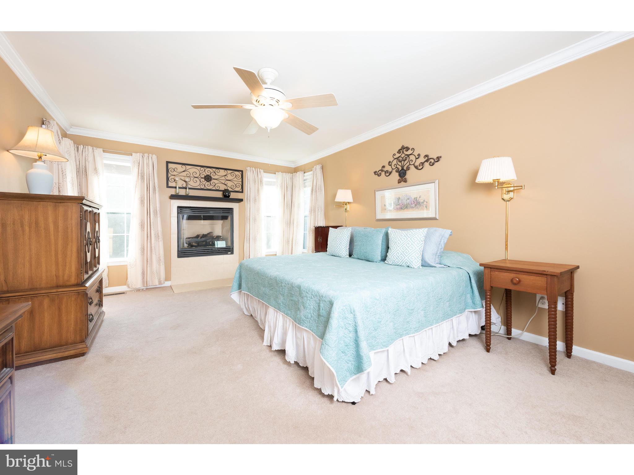 RIVERCREST - Residential