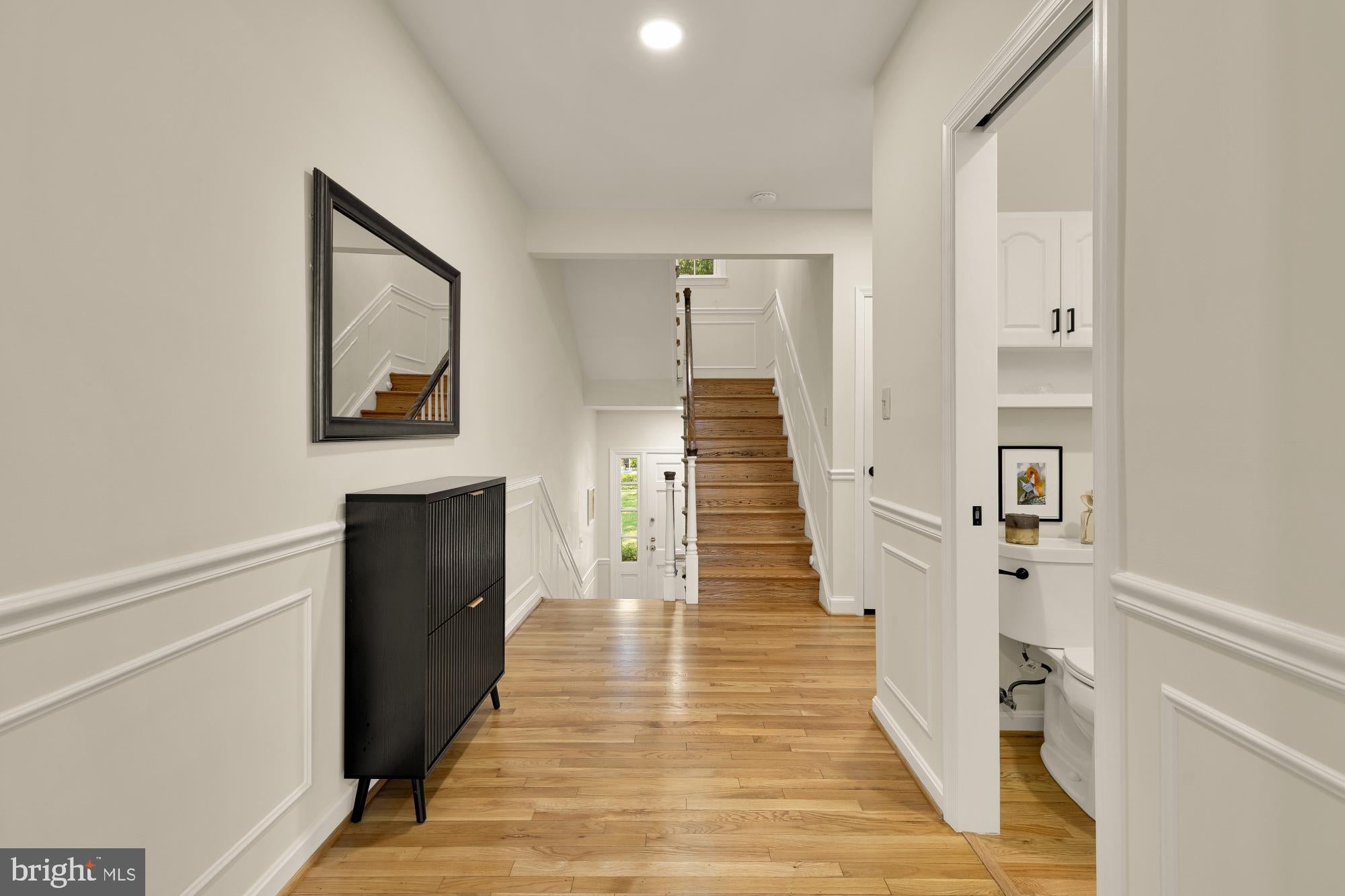 3559 HAMLET PLACE