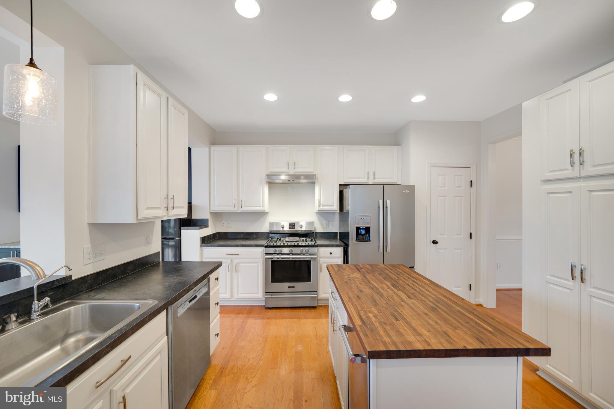 CANNERY VILLAGE - Residential