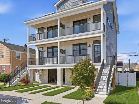 Townhouse For Sale - 202 N Harding Avenue<br/> Atlantic County, MARGATE CITY, NJ 08402