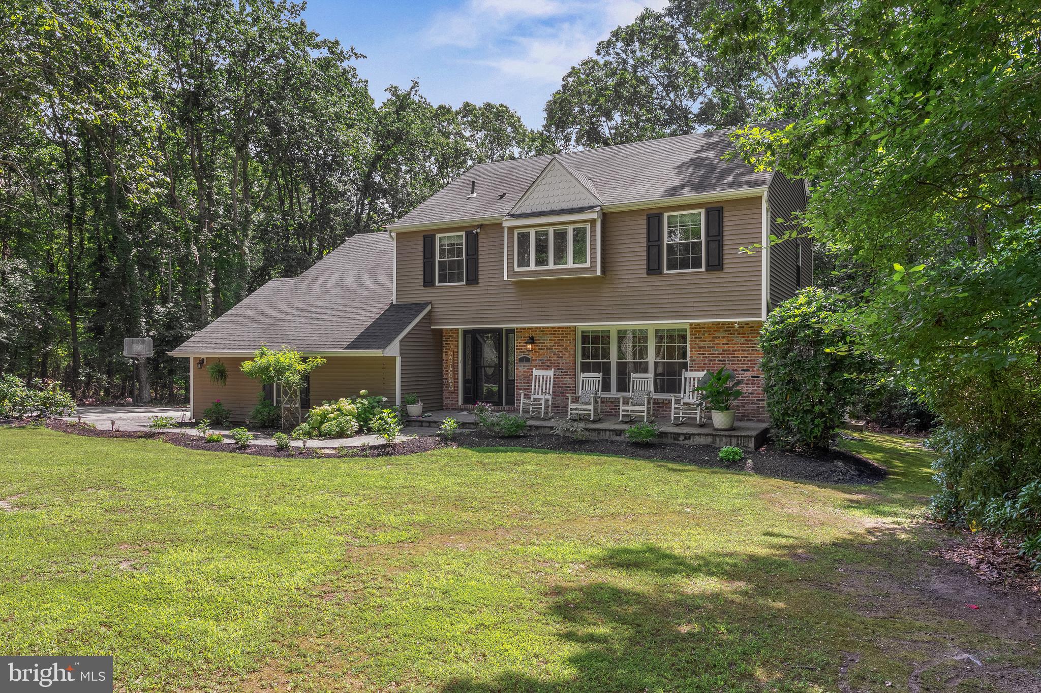 1 CORSHAM DRIVE