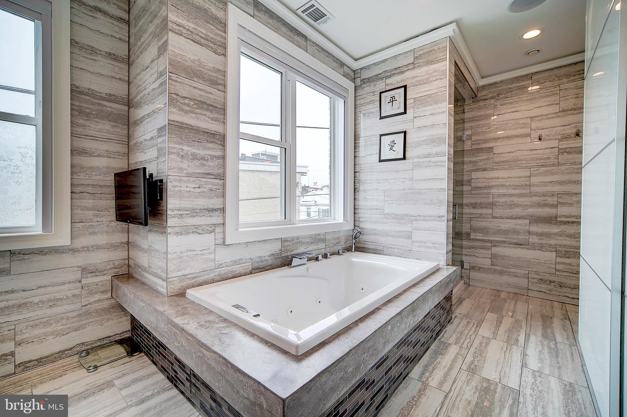 FISHTOWN - Residential