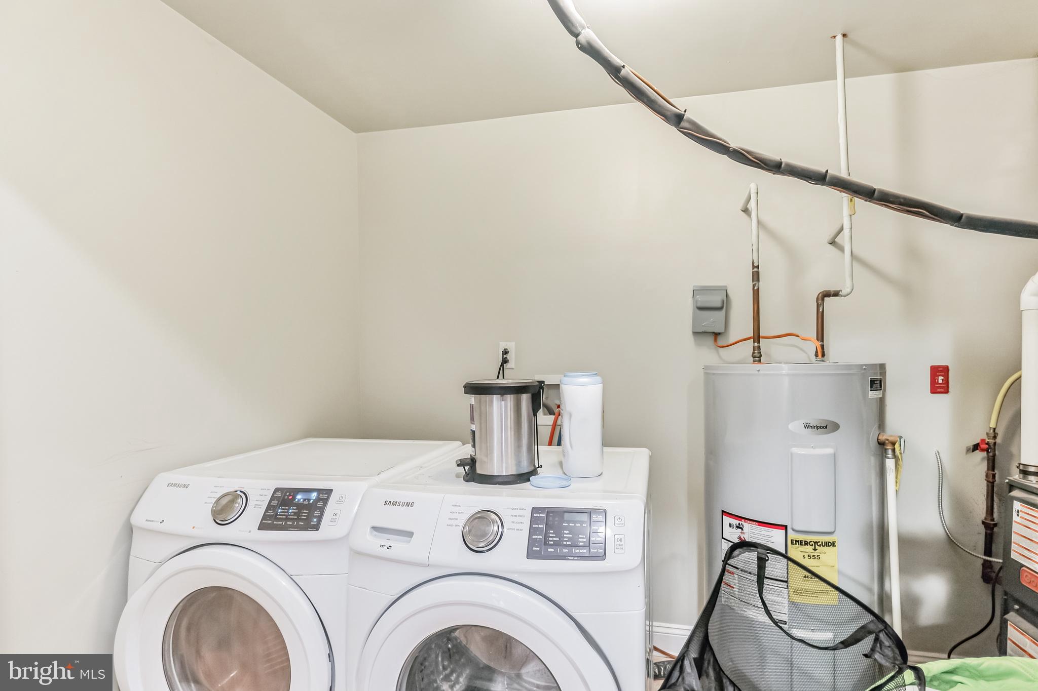 UNIVERSITY CITY - Residential Lease