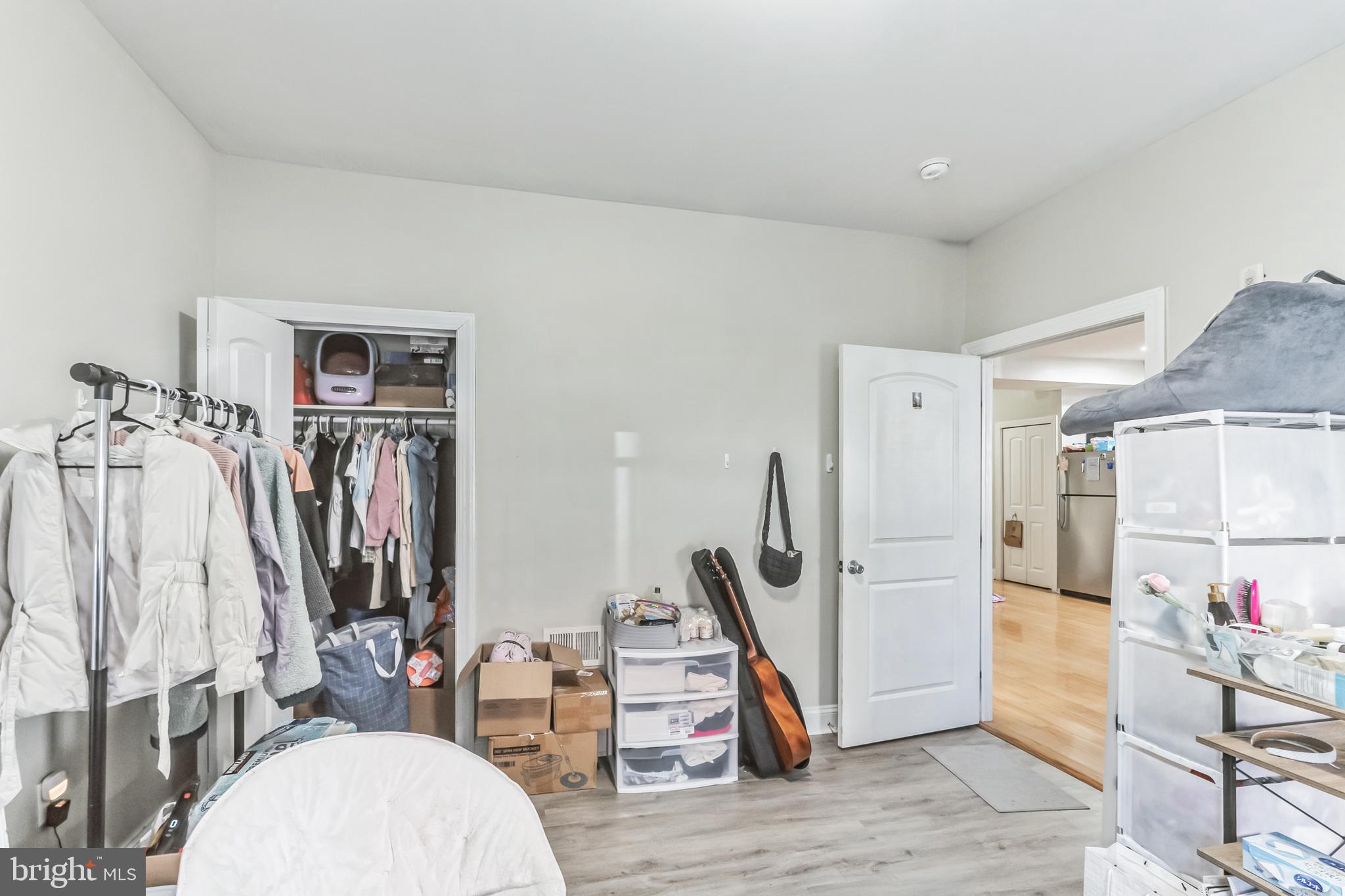 UNIVERSITY CITY - Residential Lease