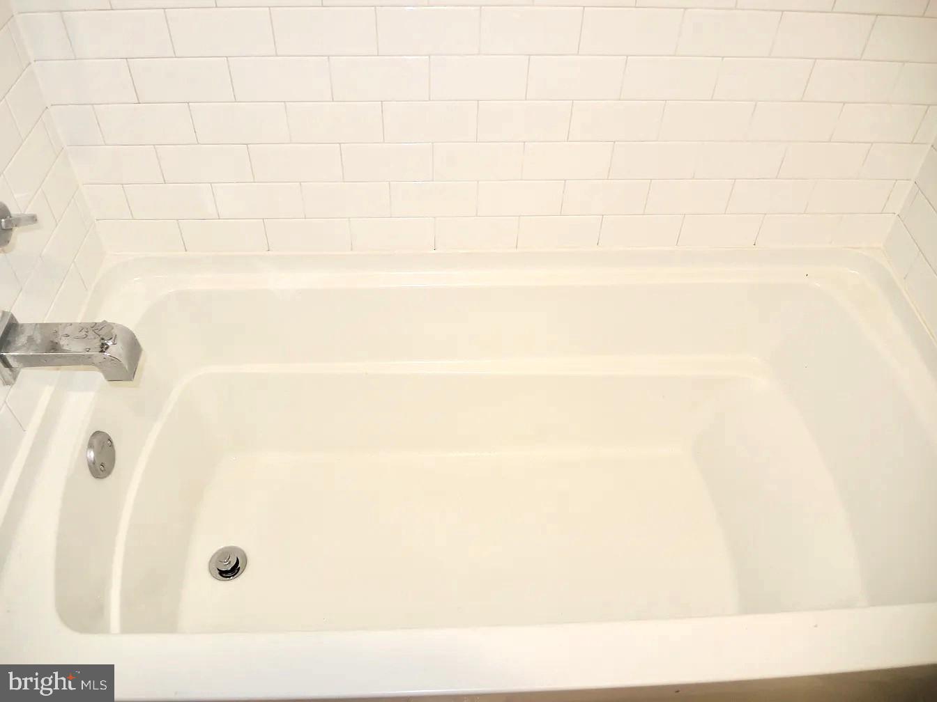 BREWERYTOWN - Residential Lease