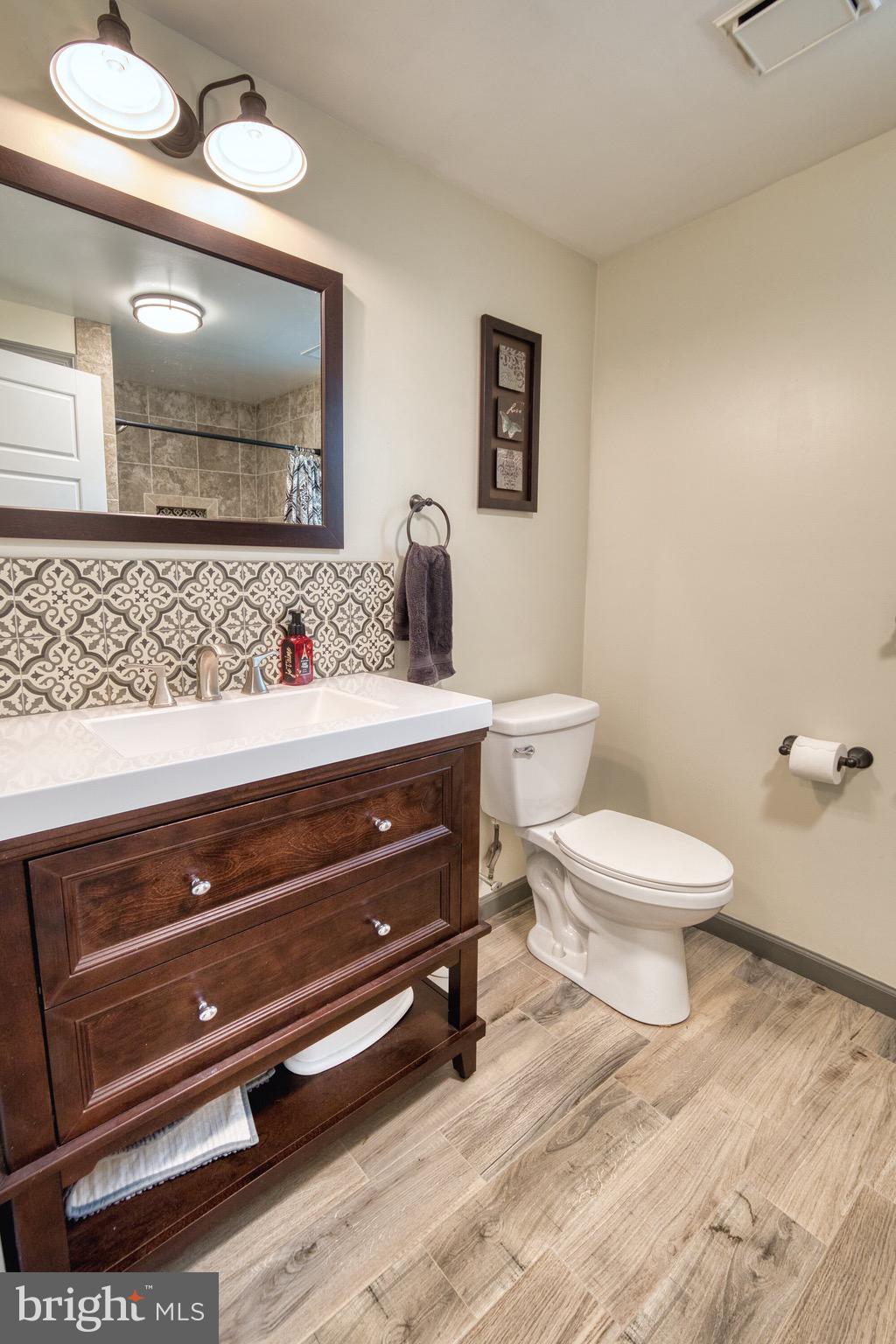 LONG CREEK - Residential