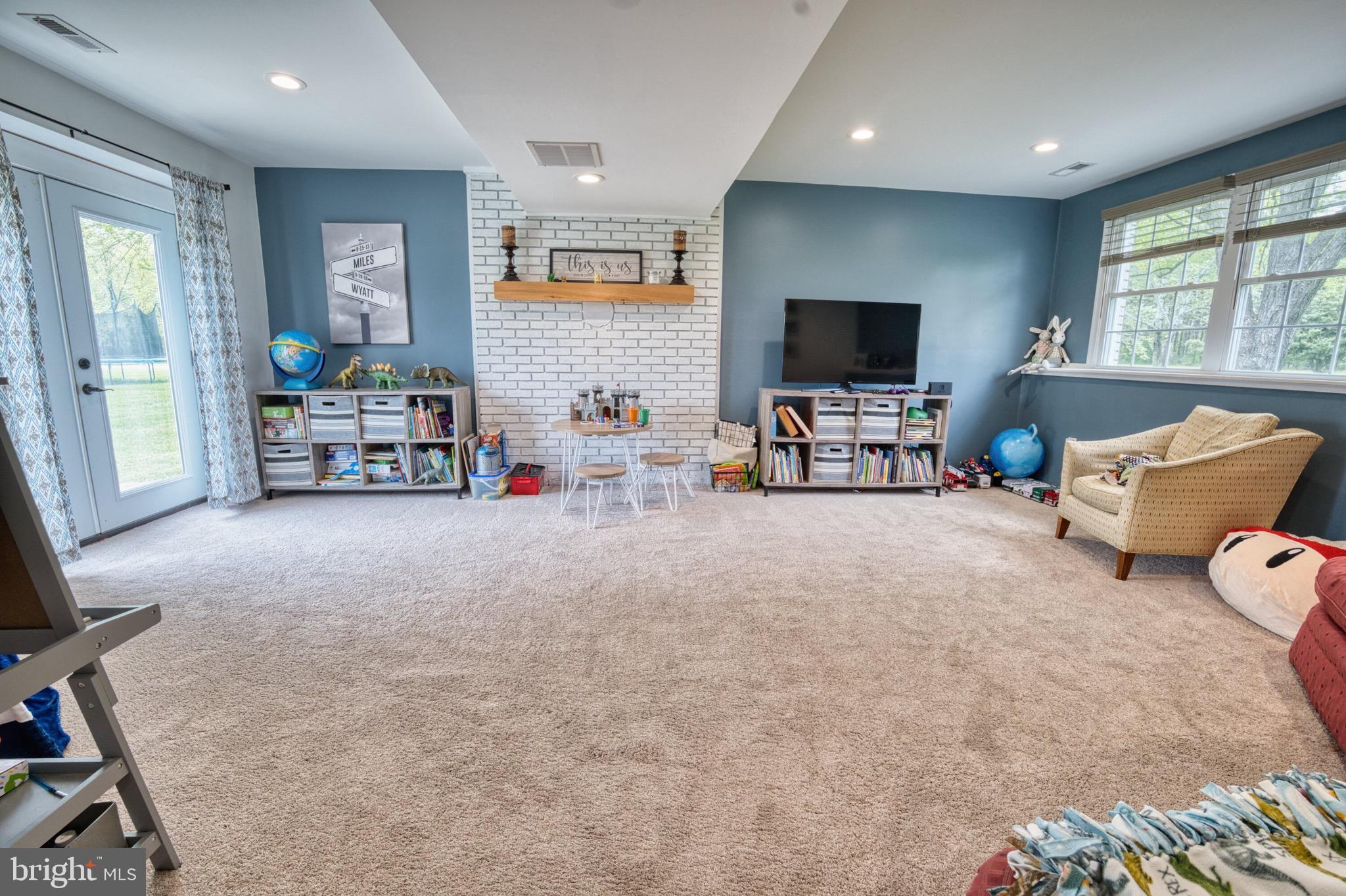 LONG CREEK - Residential