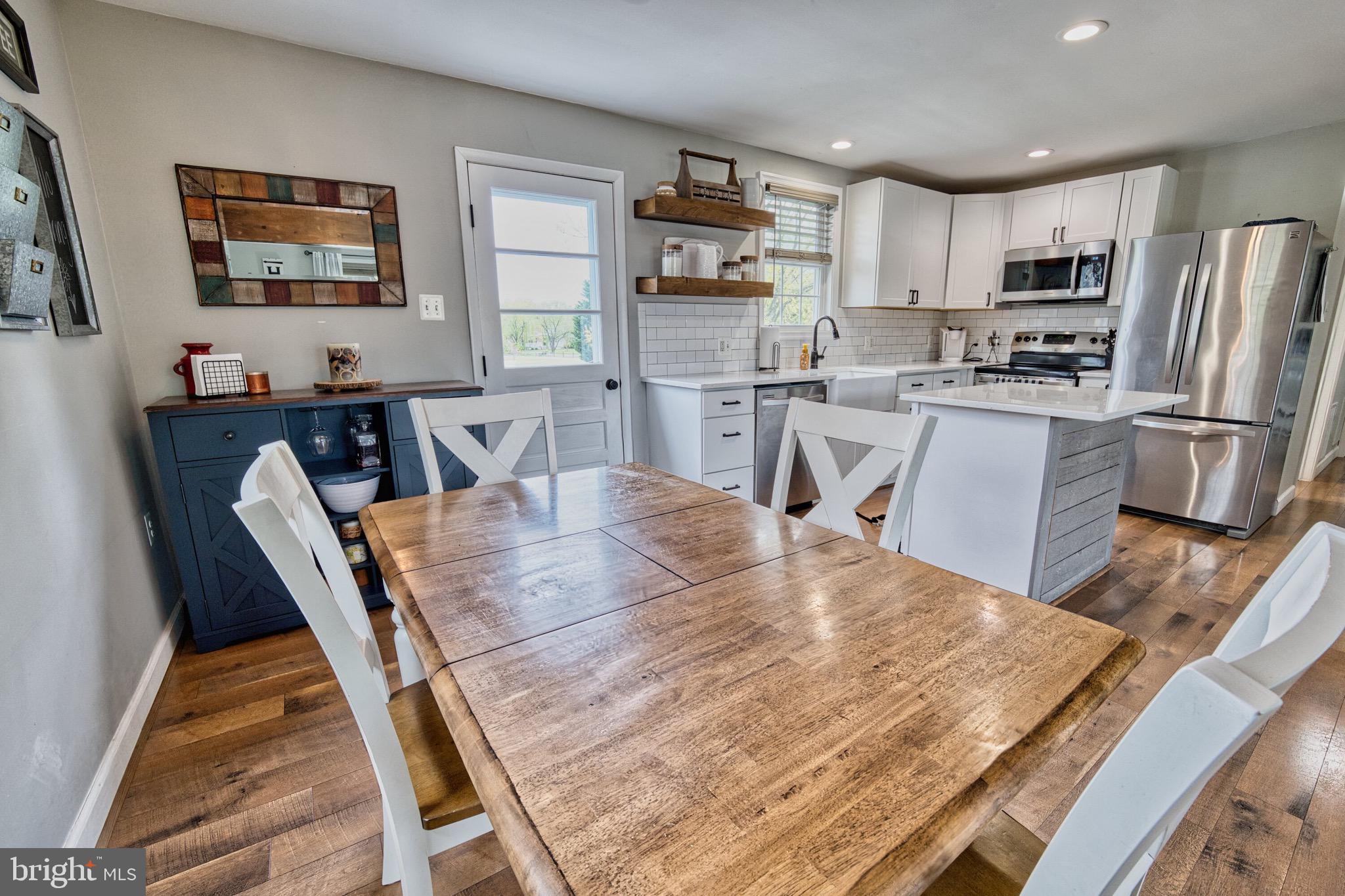 LONG CREEK - Residential