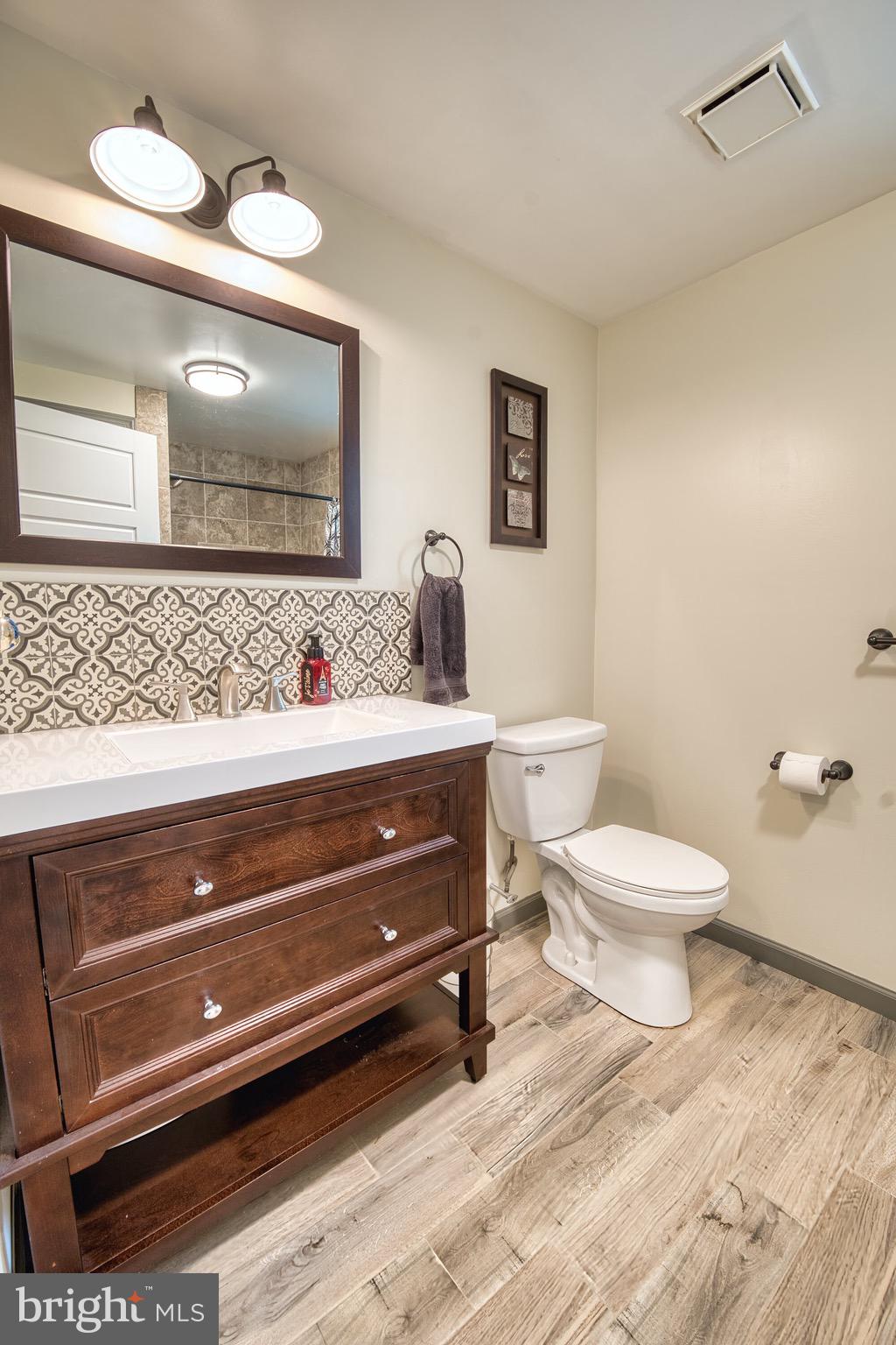 LONG CREEK - Residential