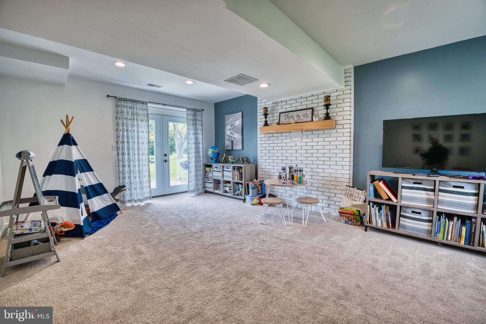 LONG CREEK - Residential