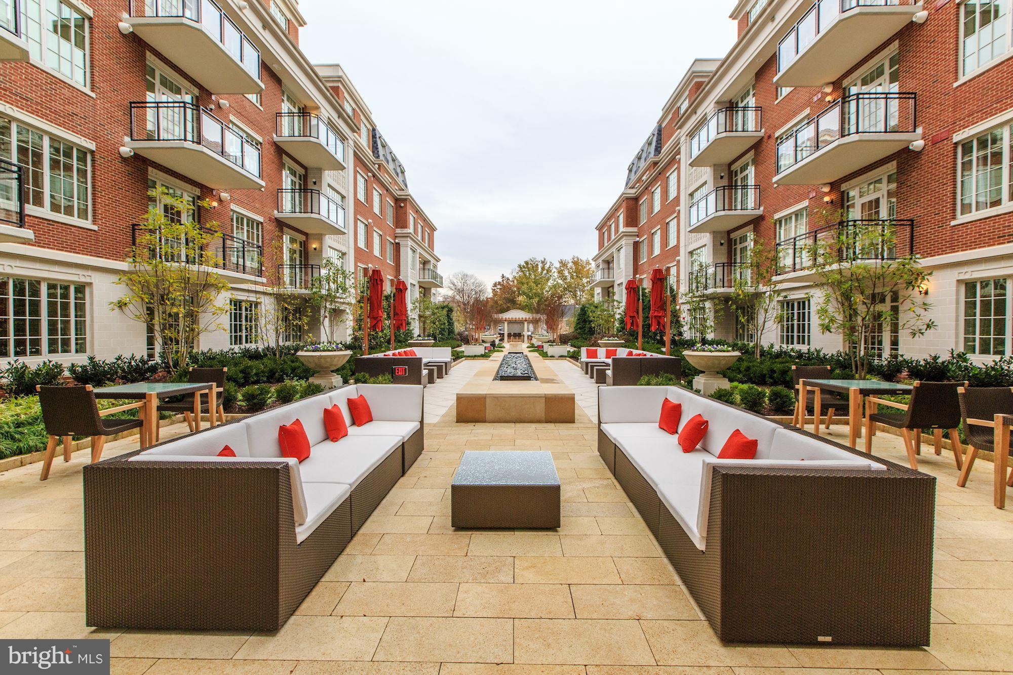 THE SIGNET - Residential Lease