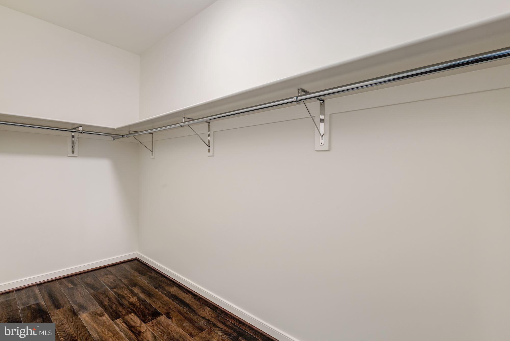 THE SIGNET - Residential Lease