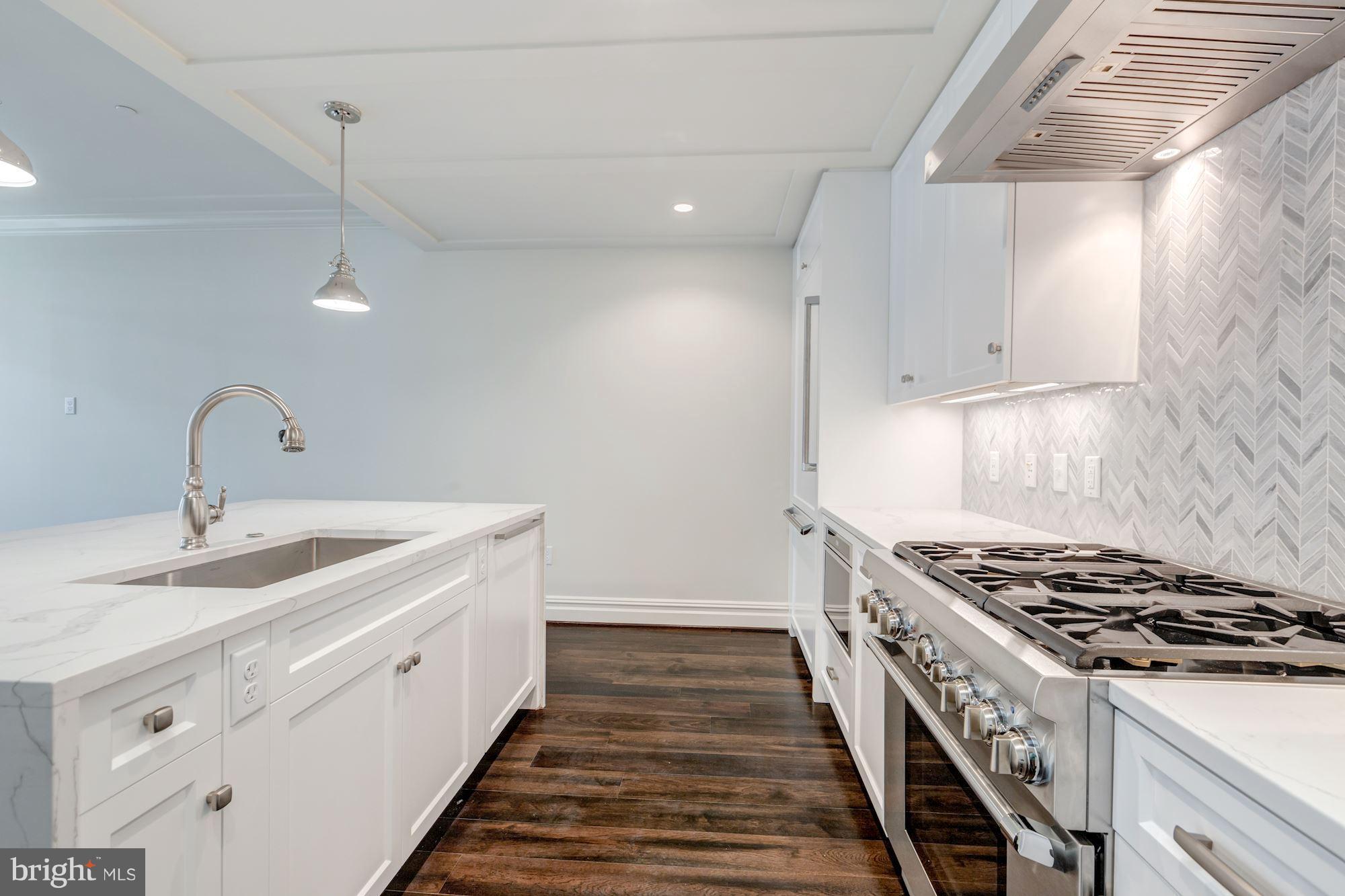 THE SIGNET - Residential Lease