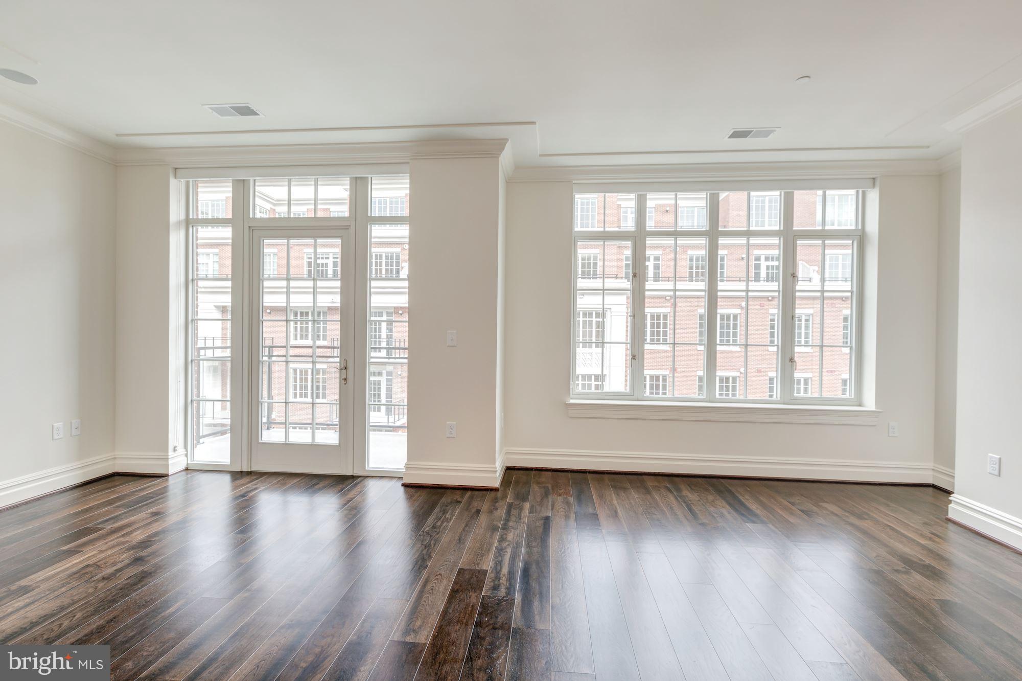 THE SIGNET - Residential Lease