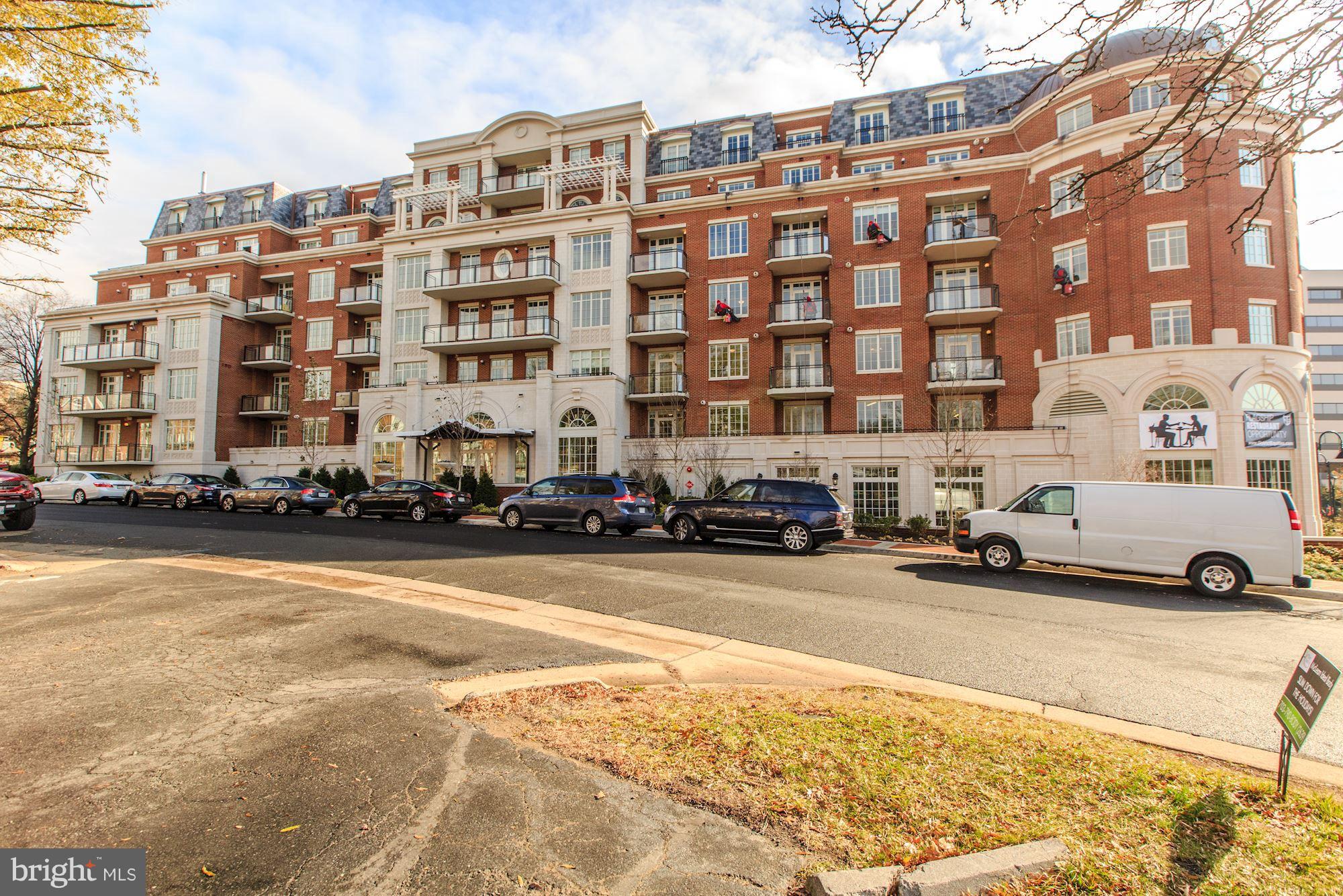 THE SIGNET - Residential Lease