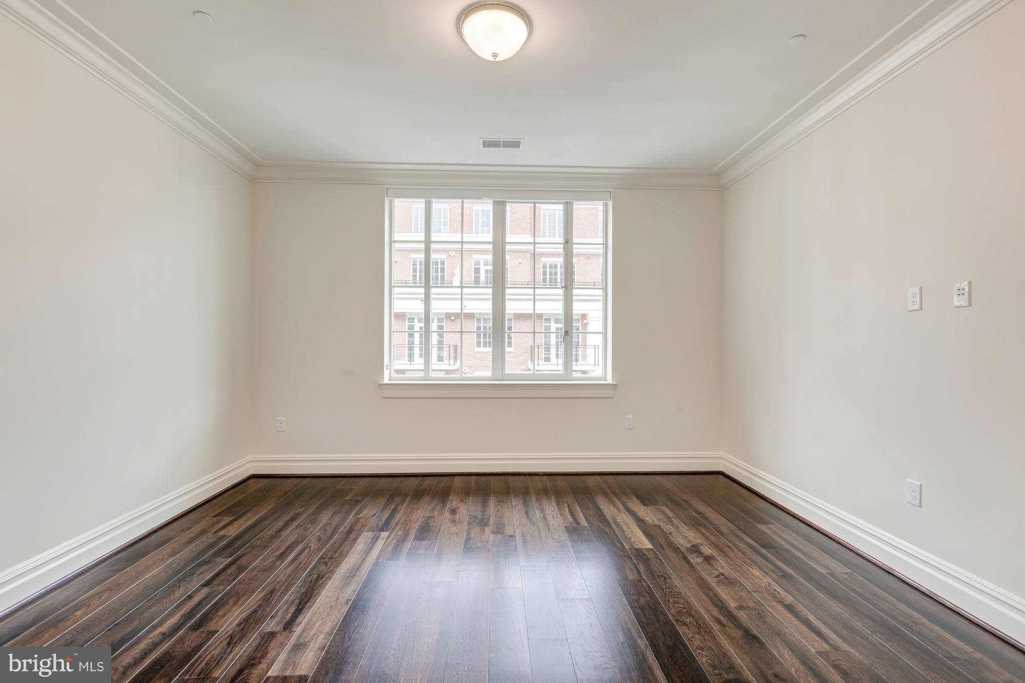 THE SIGNET - Residential Lease