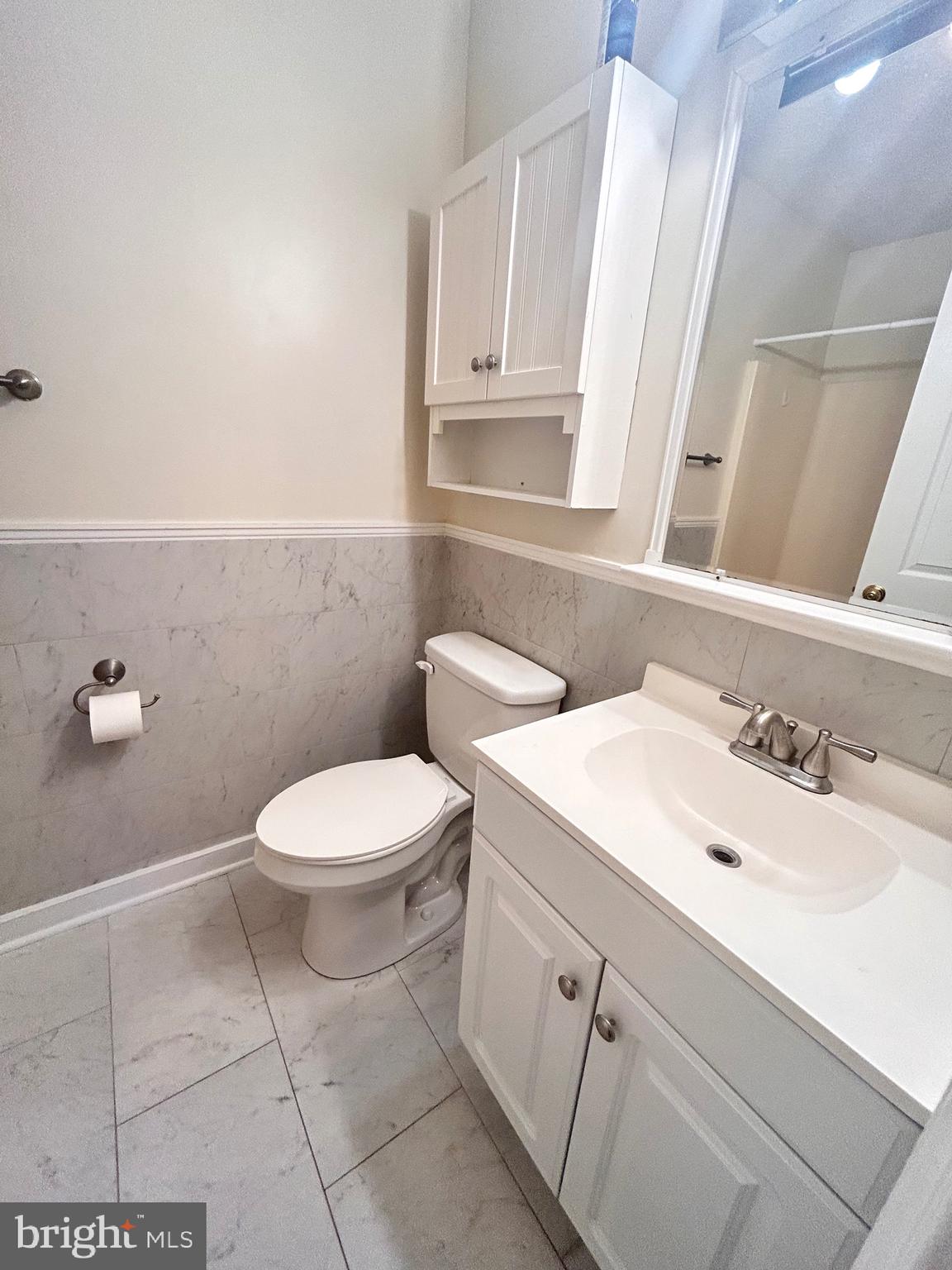 HUNTINGTON MEADOWS - Residential Lease