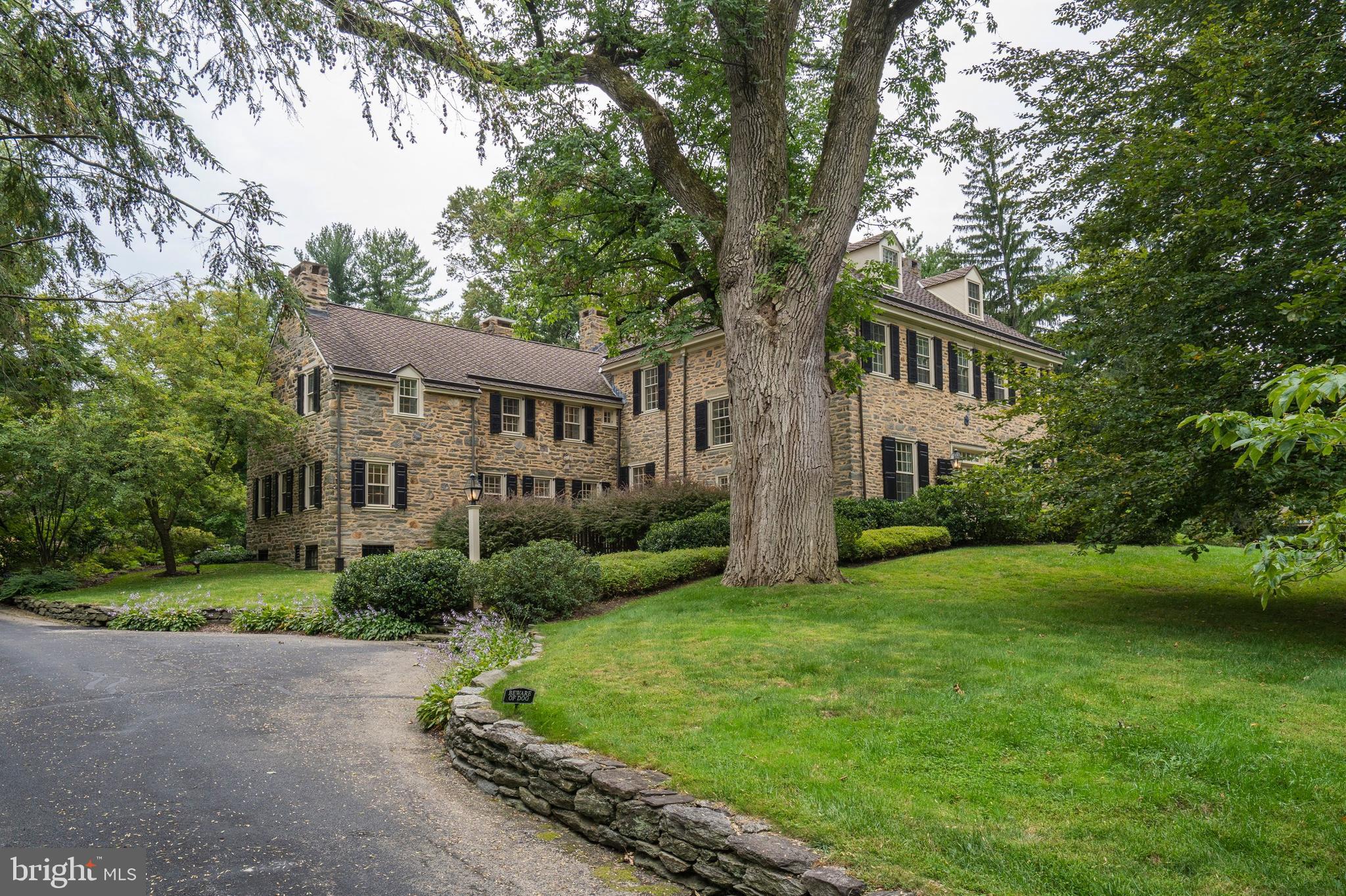 CHESTNUT HILL - Residential