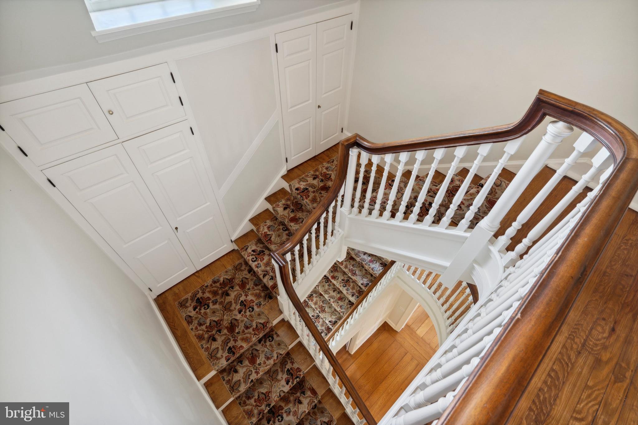 CHESTNUT HILL - Residential